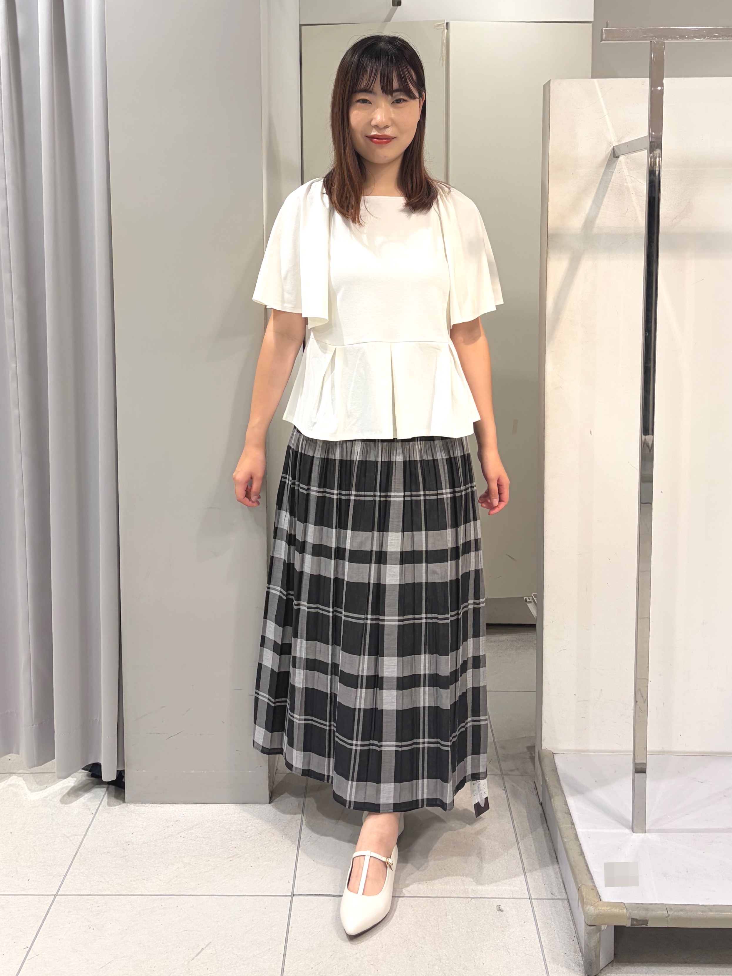 AZUSAさんの「Reflect｜【UVカット／接触冷感／吸水速乾】フレアスリーブペプラムカットソー」を使ったコーディネート