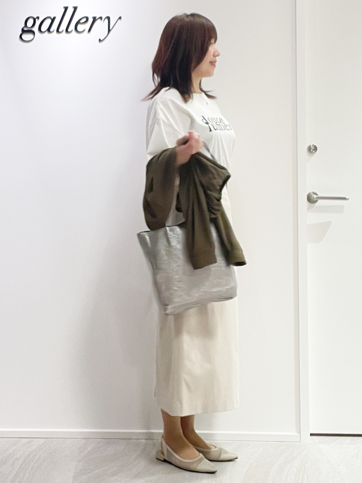 めいさんの「UNTITLED｜コットンロゴTシャツ」を使ったコーディネート