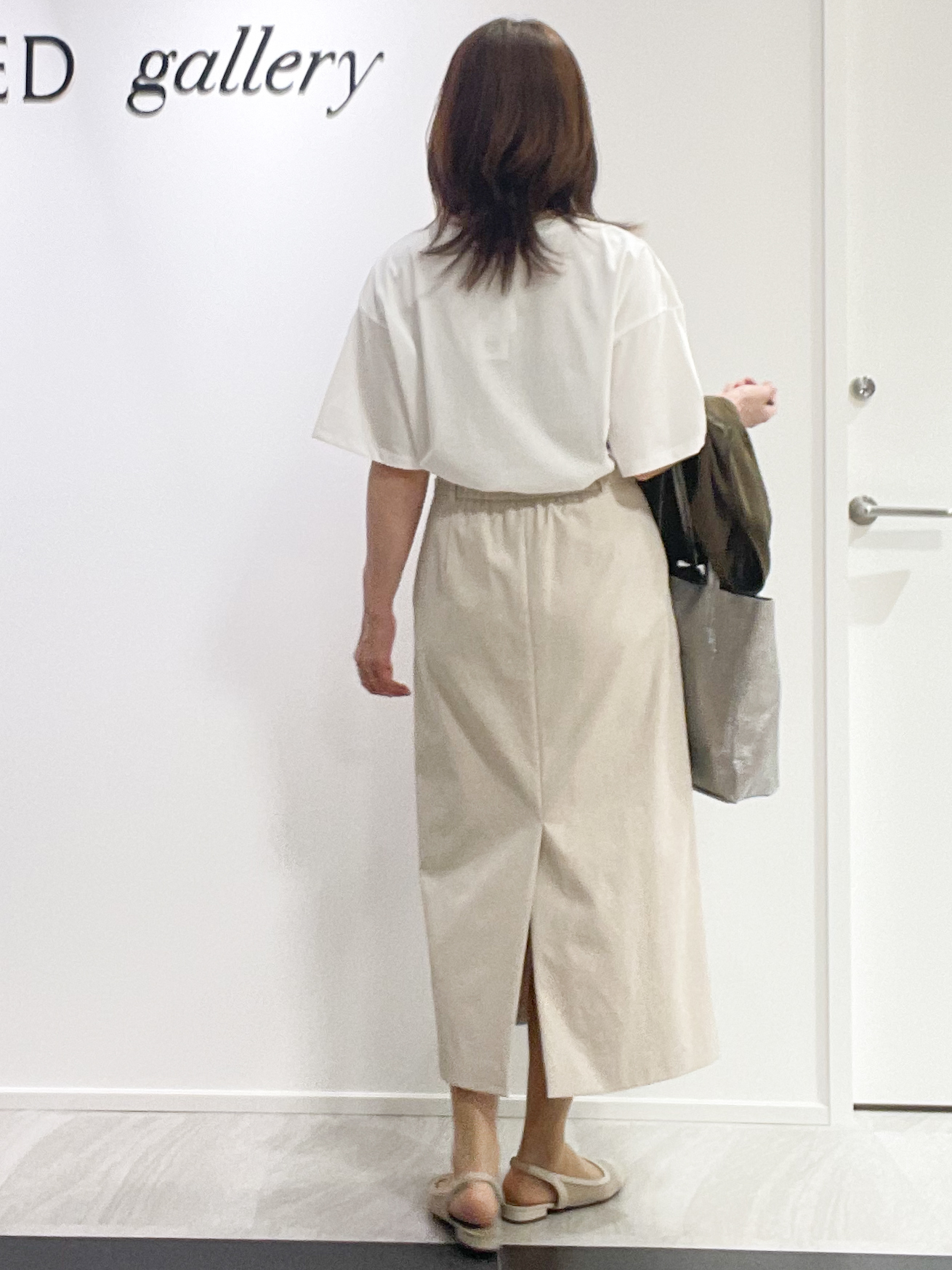 めいさんの「UNTITLED｜コットンロゴTシャツ」を使ったコーディネート