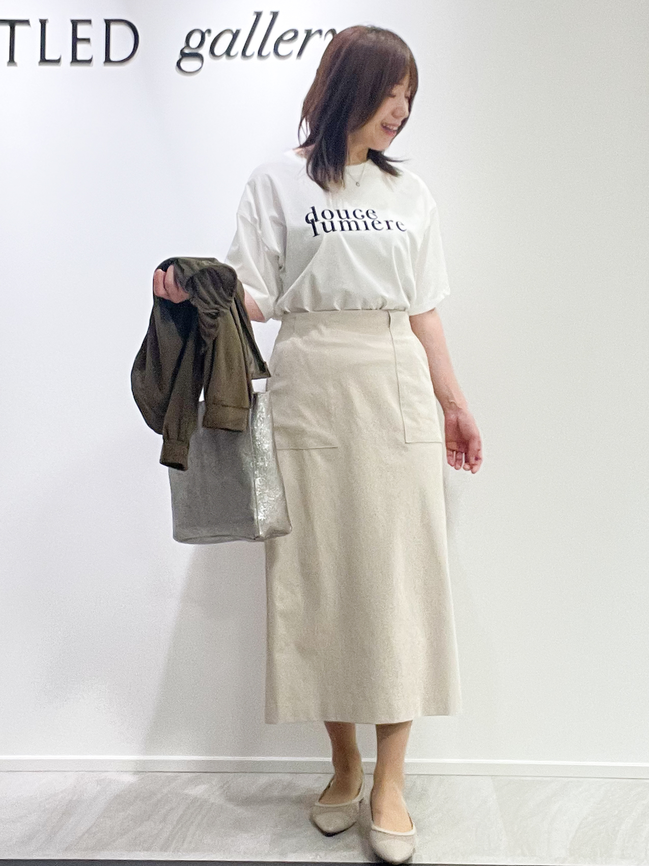 めいさんの「UNTITLED｜コットンロゴTシャツ」を使ったコーディネート