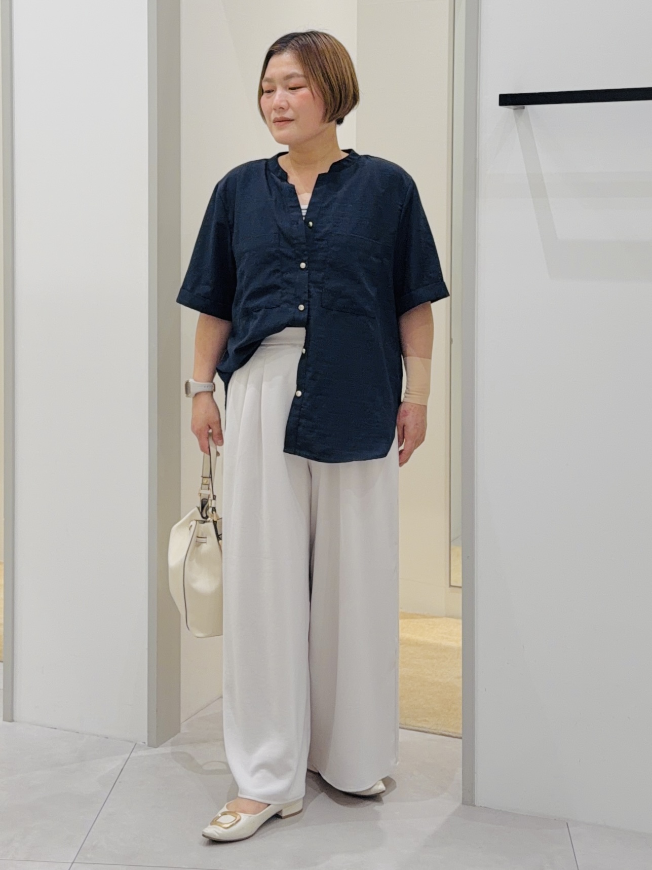 タナさんの「THE SHOP TK｜【M-XL/さりげなく体型カバー】5分袖Wポケットシャツ」を使ったコーディネート