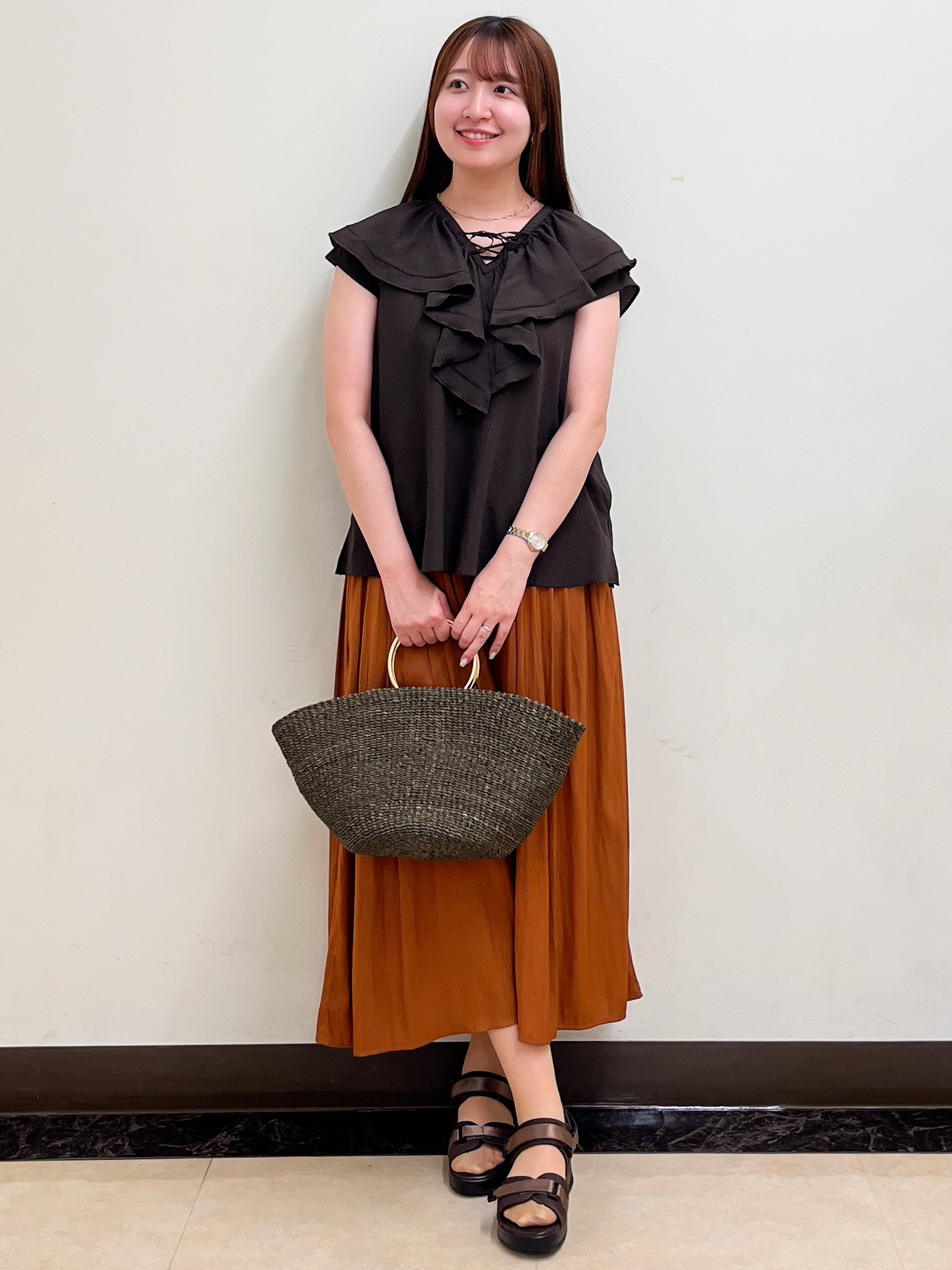 mikikoさんの「Reflect｜【通気性あり／涼しい／マシンウォッシャブル】フリルブラウス」を使ったコーディネート