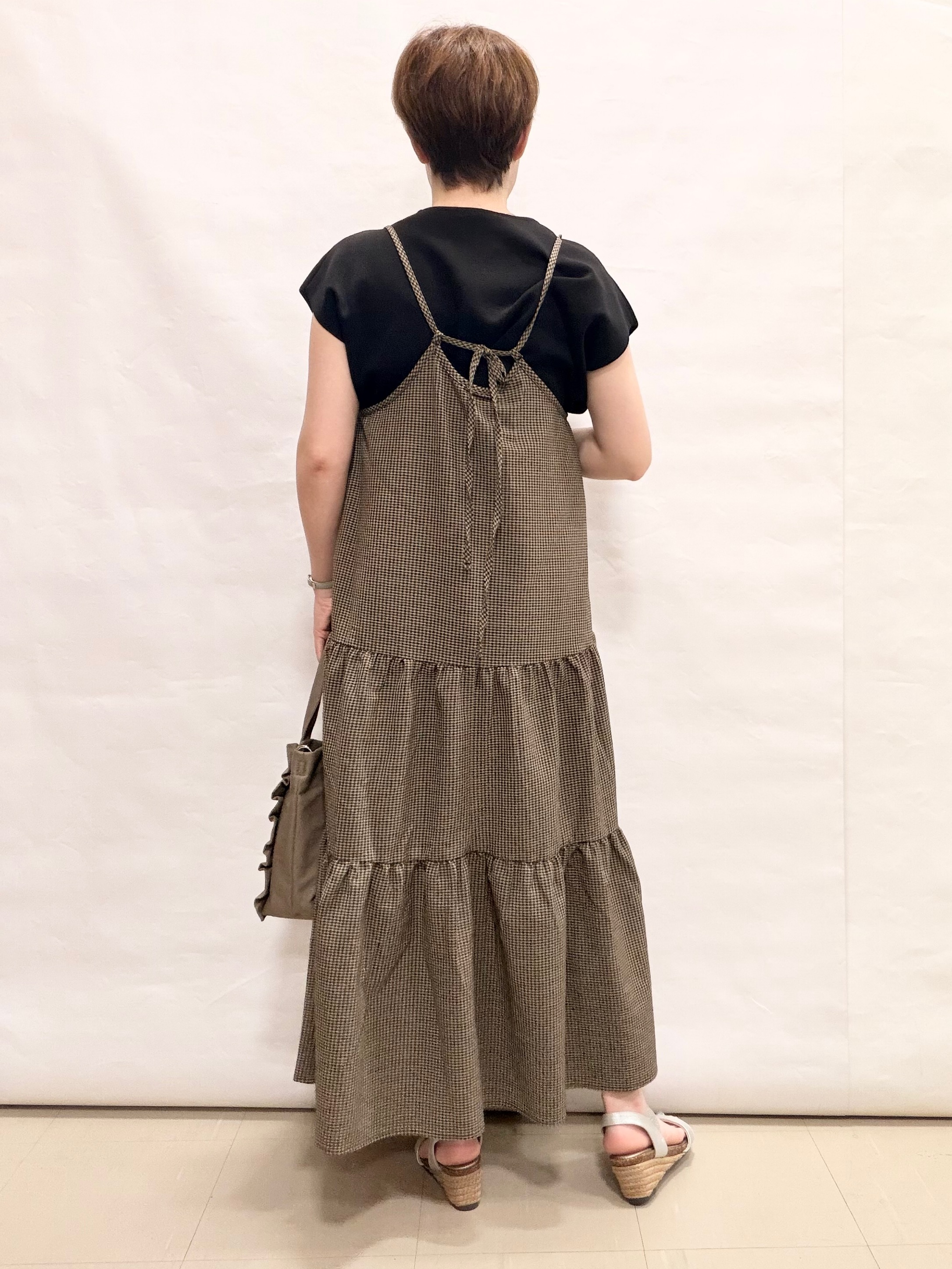 なっちゃんさんの「SHOO･LA･RUE｜【ひんやり/洗濯機可/S-LL】インせず着られる 大人シンプルサマーニット」を使ったコーディネート