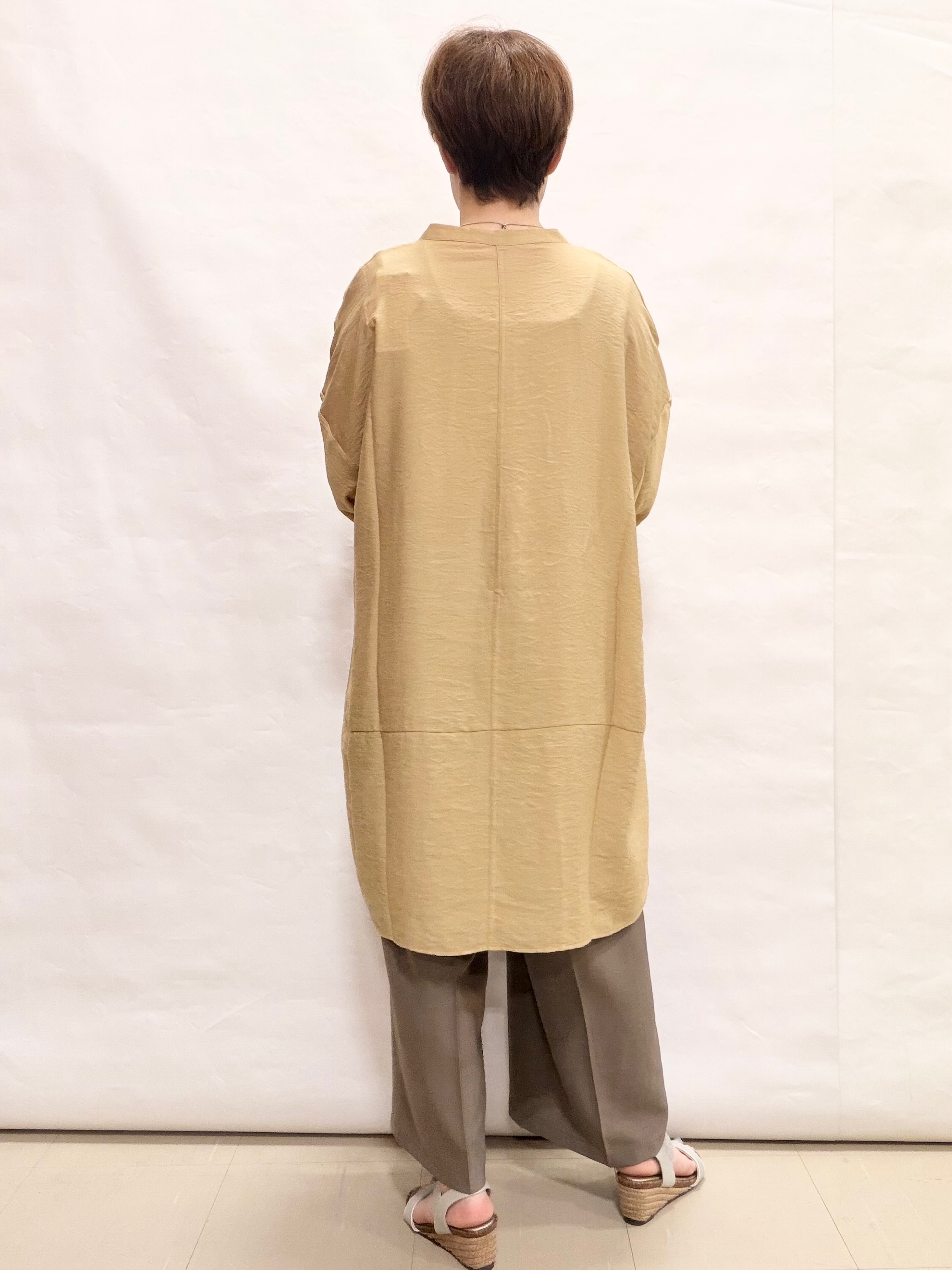 なっちゃんさんの「SHOO･LA･RUE｜【ひんやり/S-LL/洗濯機可】体型カバーにも スラブコクーンチュニック」を使ったコーディネート