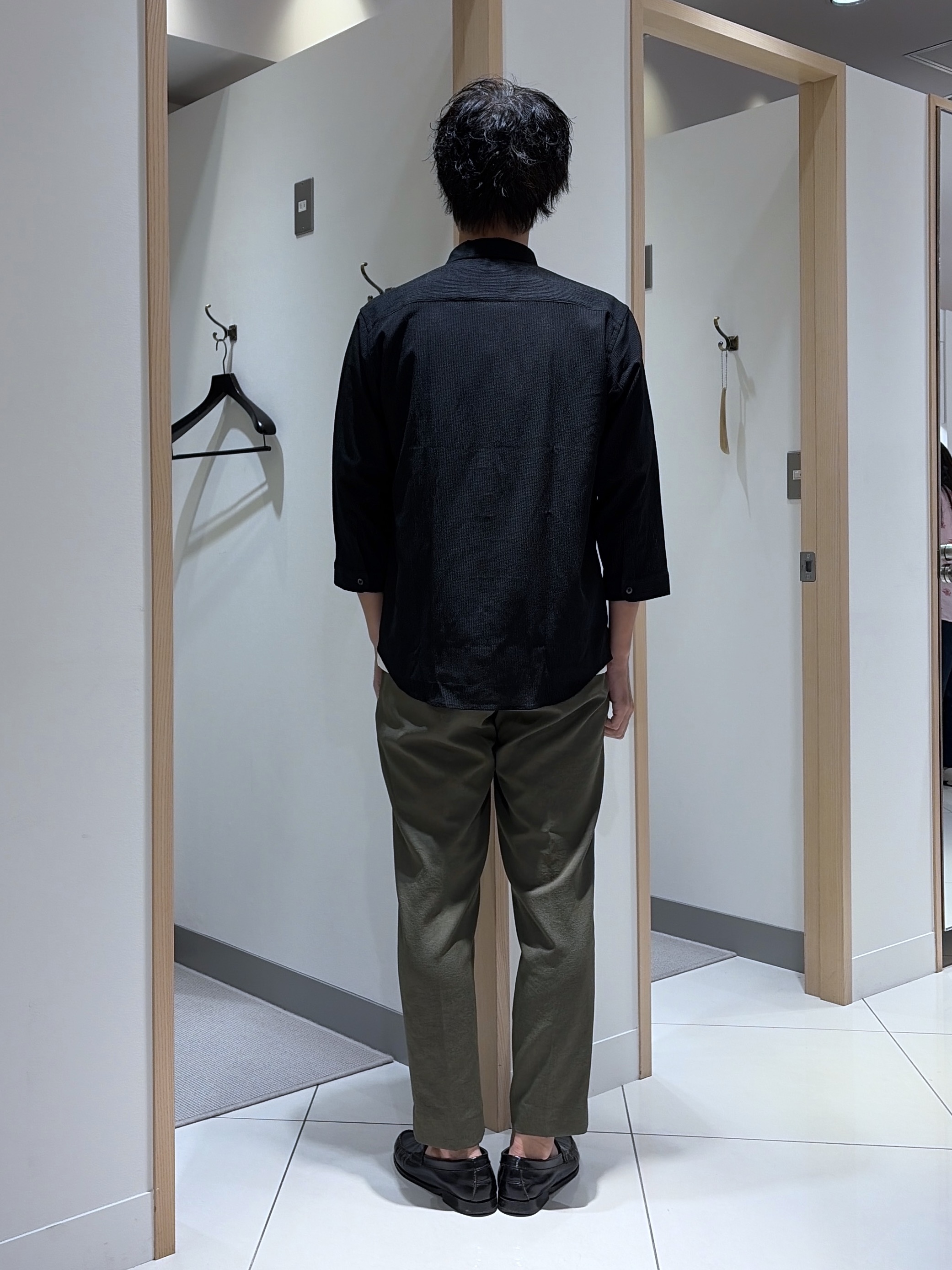 mutoさんの「TAKEO KIKUCHI｜【通気性】トリコットサッカー 7分袖シャツ」を使ったコーディネート