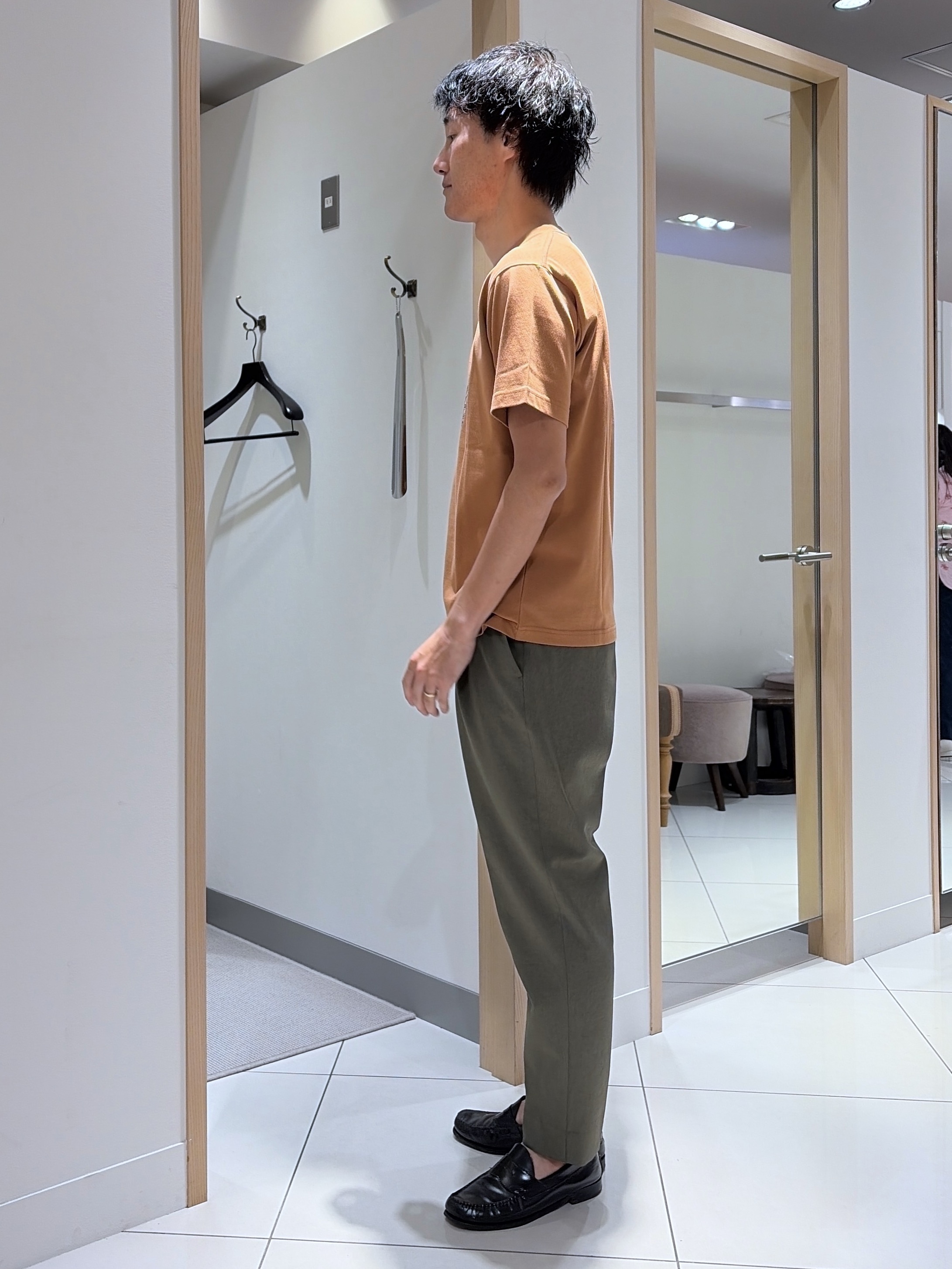 mutoさんの「TAKEO KIKUCHI｜ポートレートアートＴシャツ」を使ったコーディネート