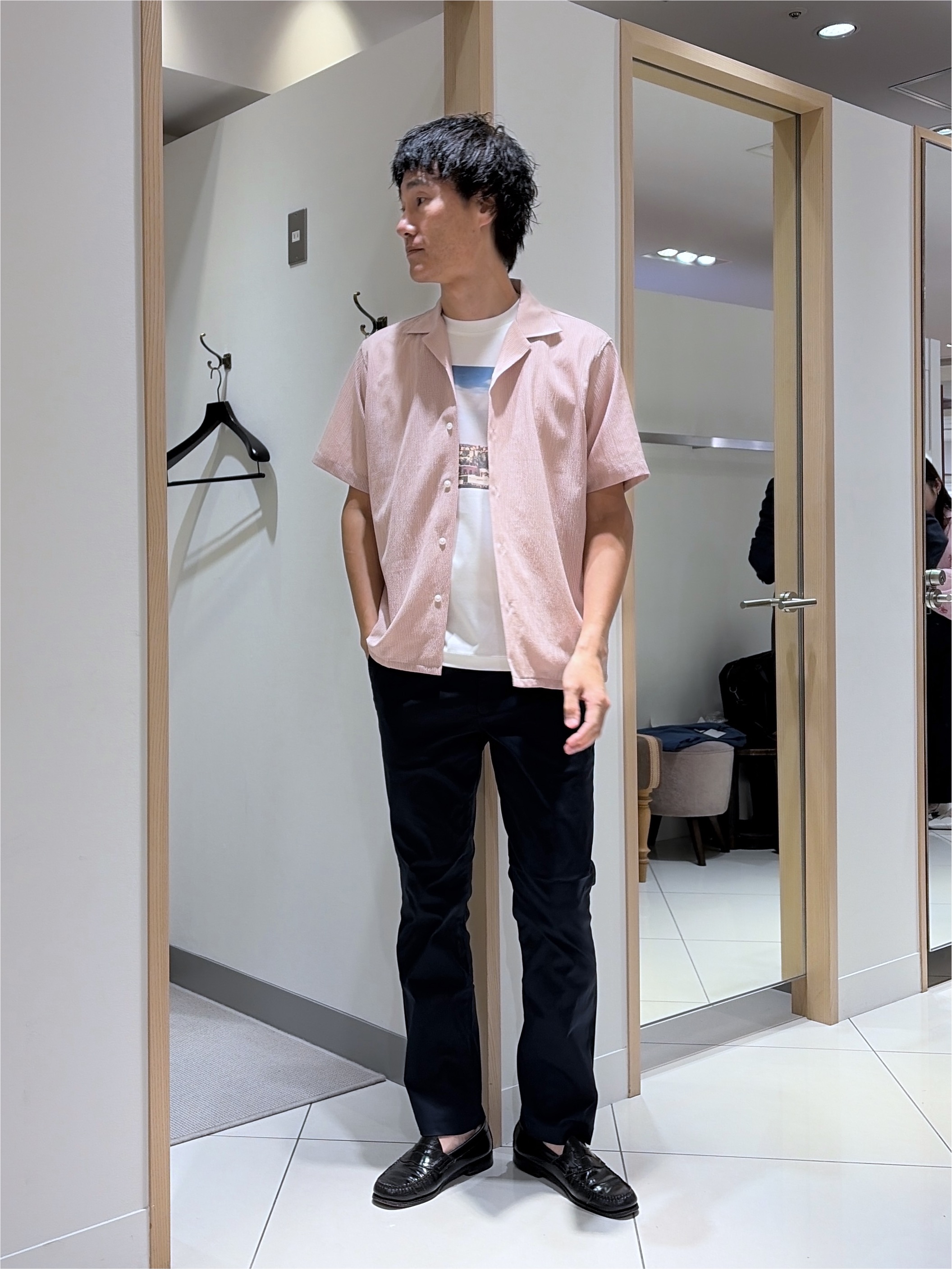 mutoさんの「TAKEO KIKUCHI｜【通気性】トリコットサッカー オープンカラー シャツ」を使ったコーディネート