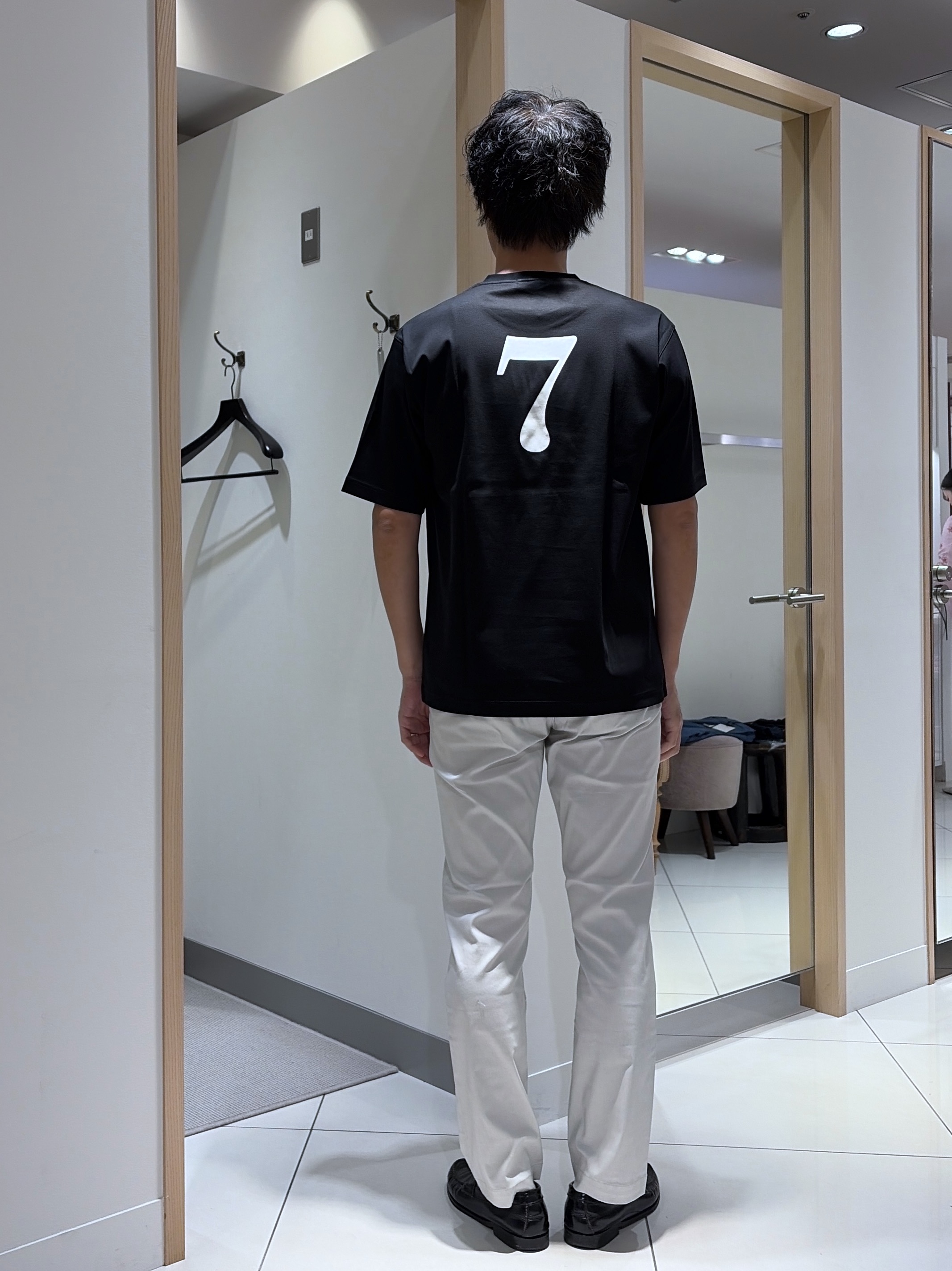mutoさんの「TAKEO KIKUCHI｜【BOWLER HAT LABEL】アイスクリアコットン ピンナップガール 半袖Tシャツ」を使ったコーディネート