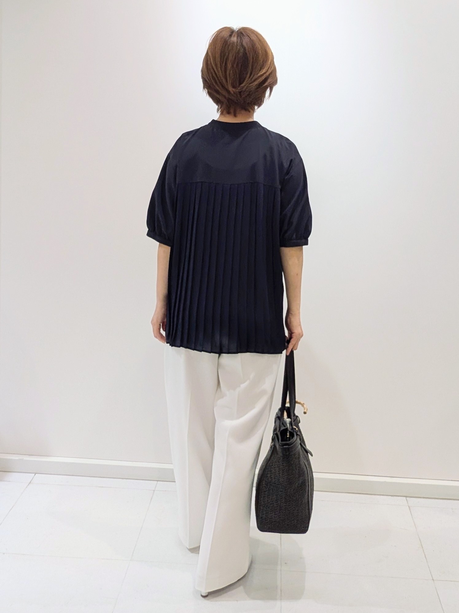 mamiさんの「Reflect｜【手洗い可】異素材ドッキングブラウス」を使ったコーディネート