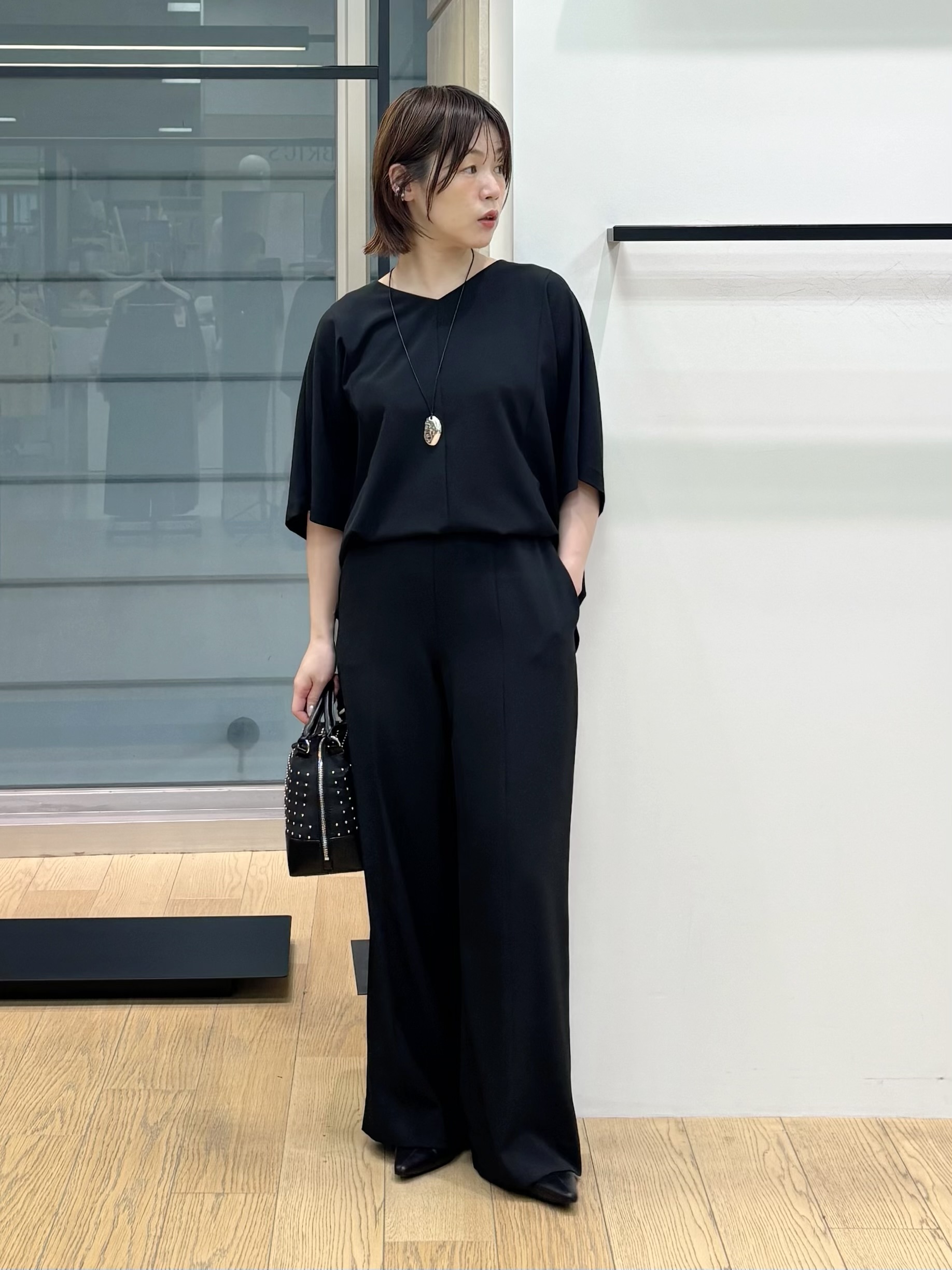 asamiさんの「INDIVI｜【着る日傘】ドルマントップス」を使ったコーディネート