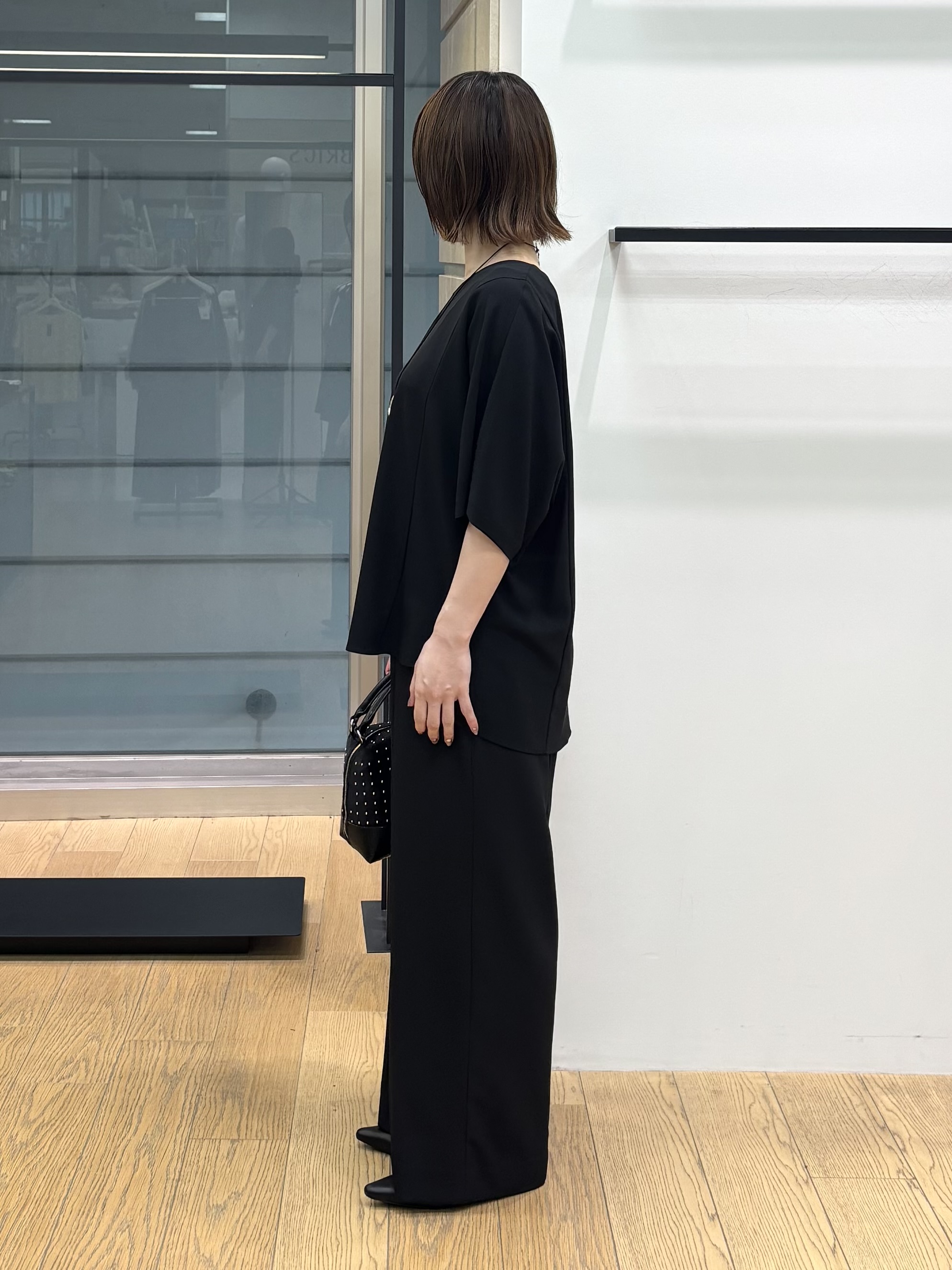asamiさんの「INDIVI｜【着る日傘】ドルマントップス」を使ったコーディネート