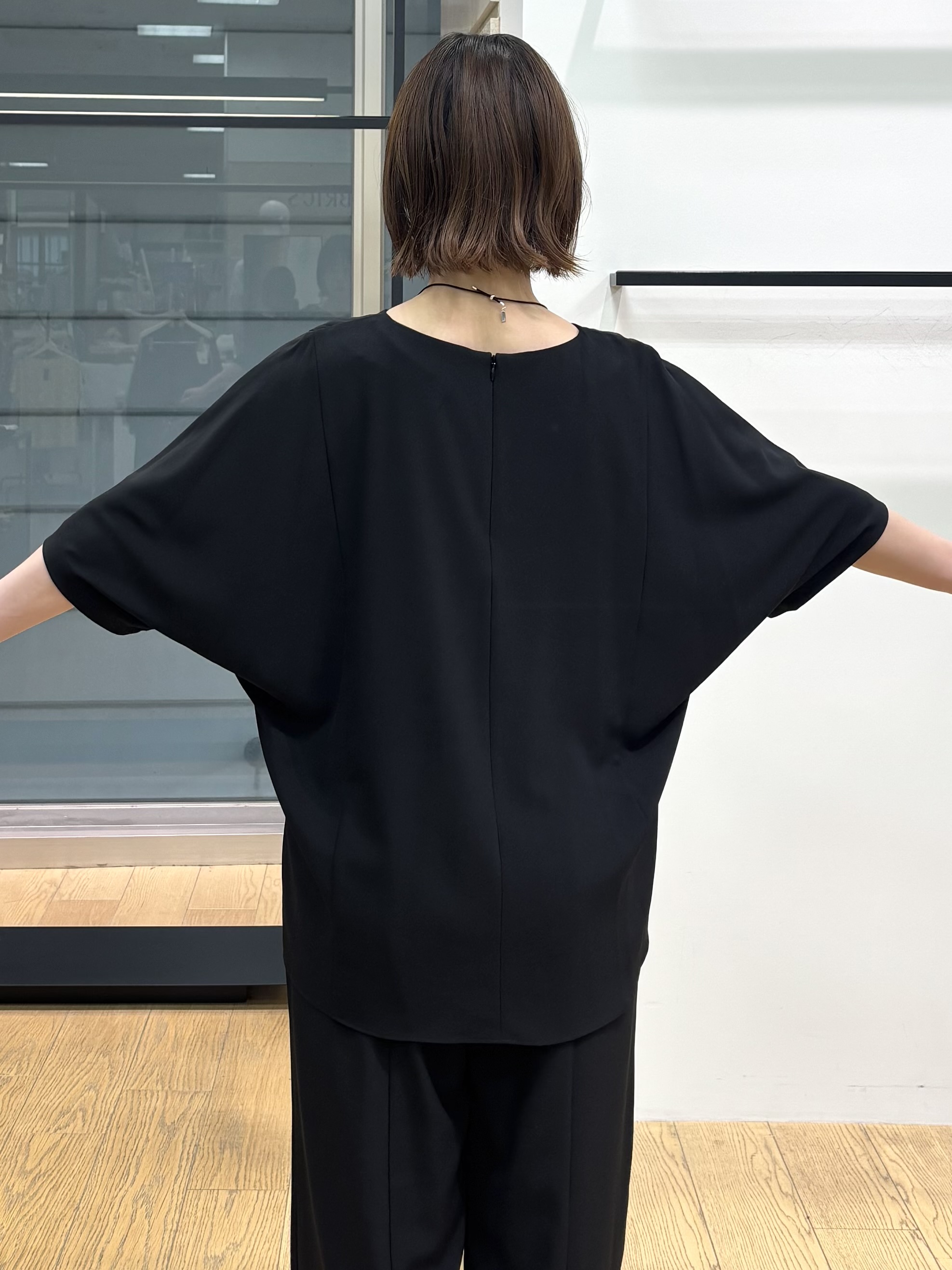 asamiさんの「INDIVI｜【着る日傘】ドルマントップス」を使ったコーディネート