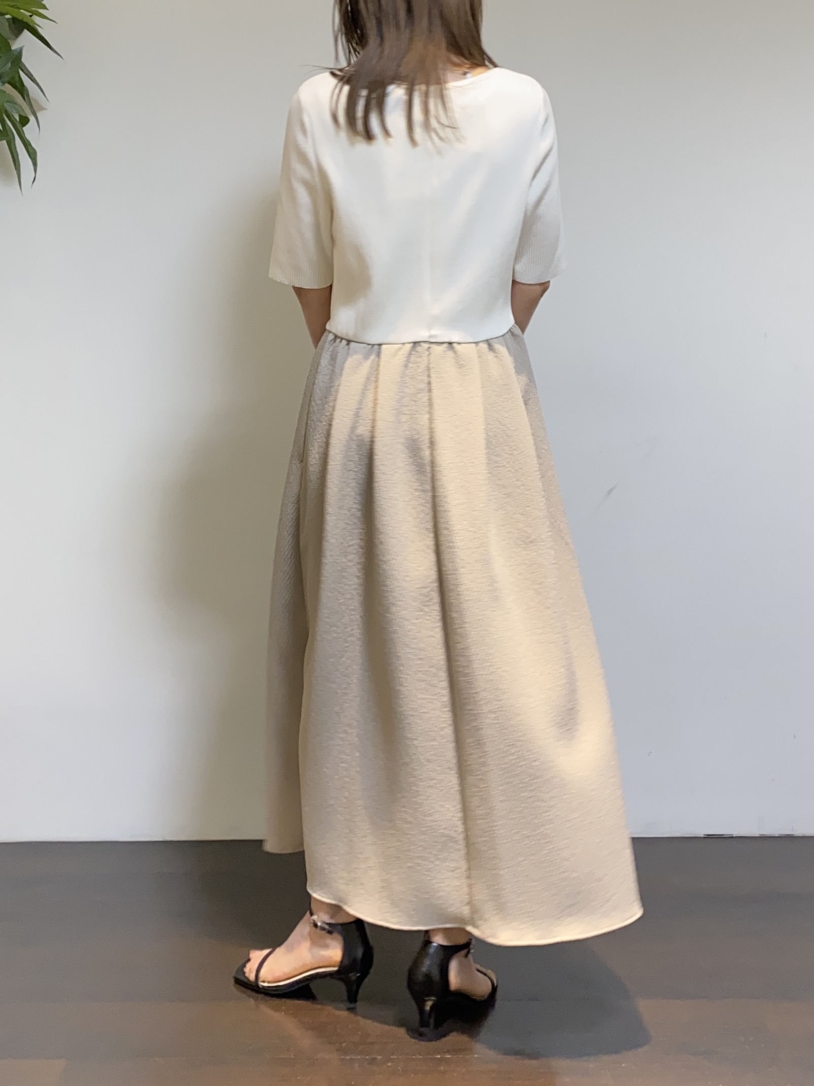 tomoさんの「UNTITLED｜【古畑星夏さん着用/洗える】シアーブルゾン」を使ったコーディネート