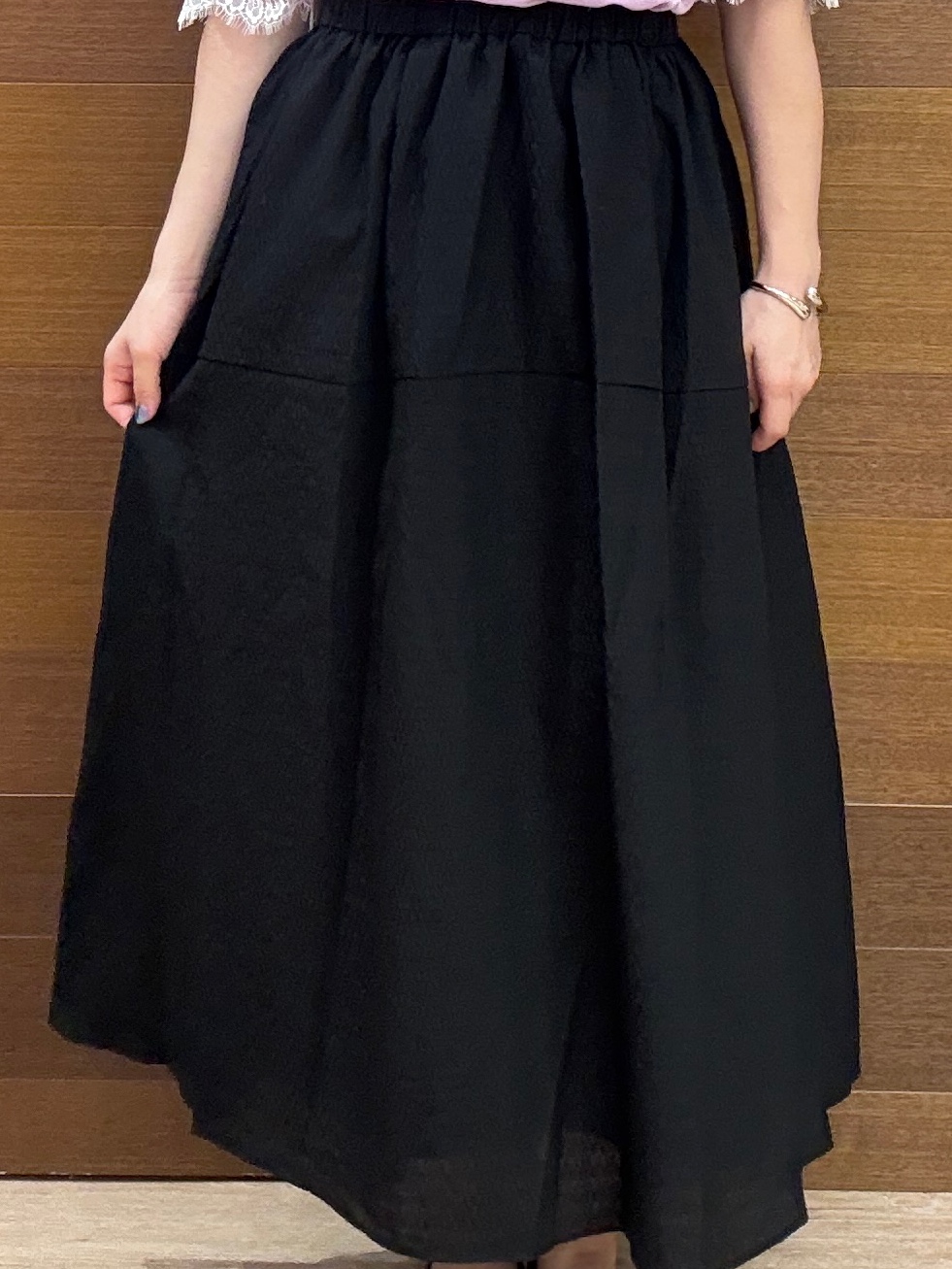 maichiさんの「OPAQUE.CLIP｜【遮熱性】袖口レース フレアスリーブニット《洗濯機OK／抗ピル》」を使ったコーディネート