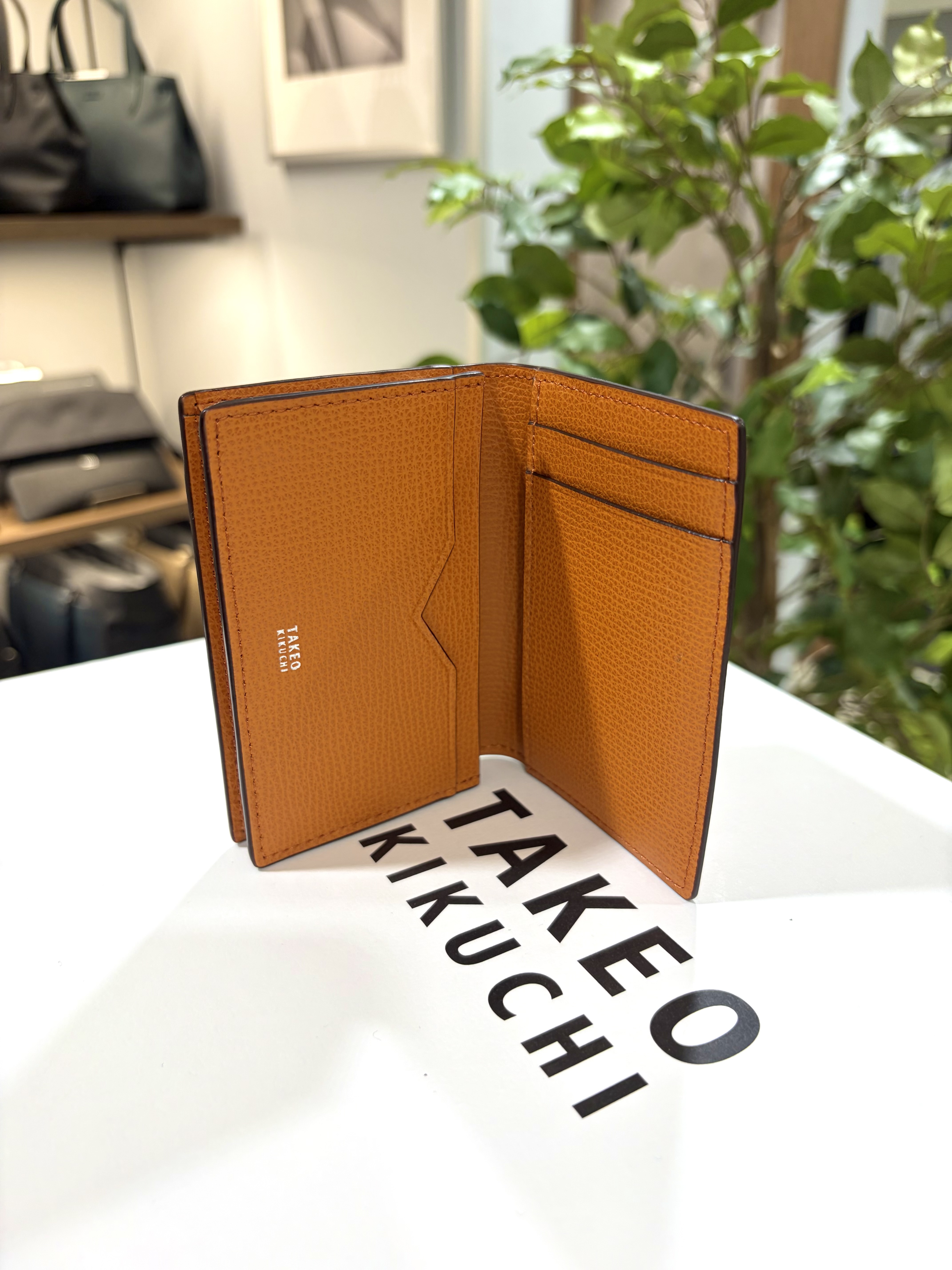 hiroさんの「TAKEO KIKUCHI｜クラシコ名刺入れ」を使ったコーディネート