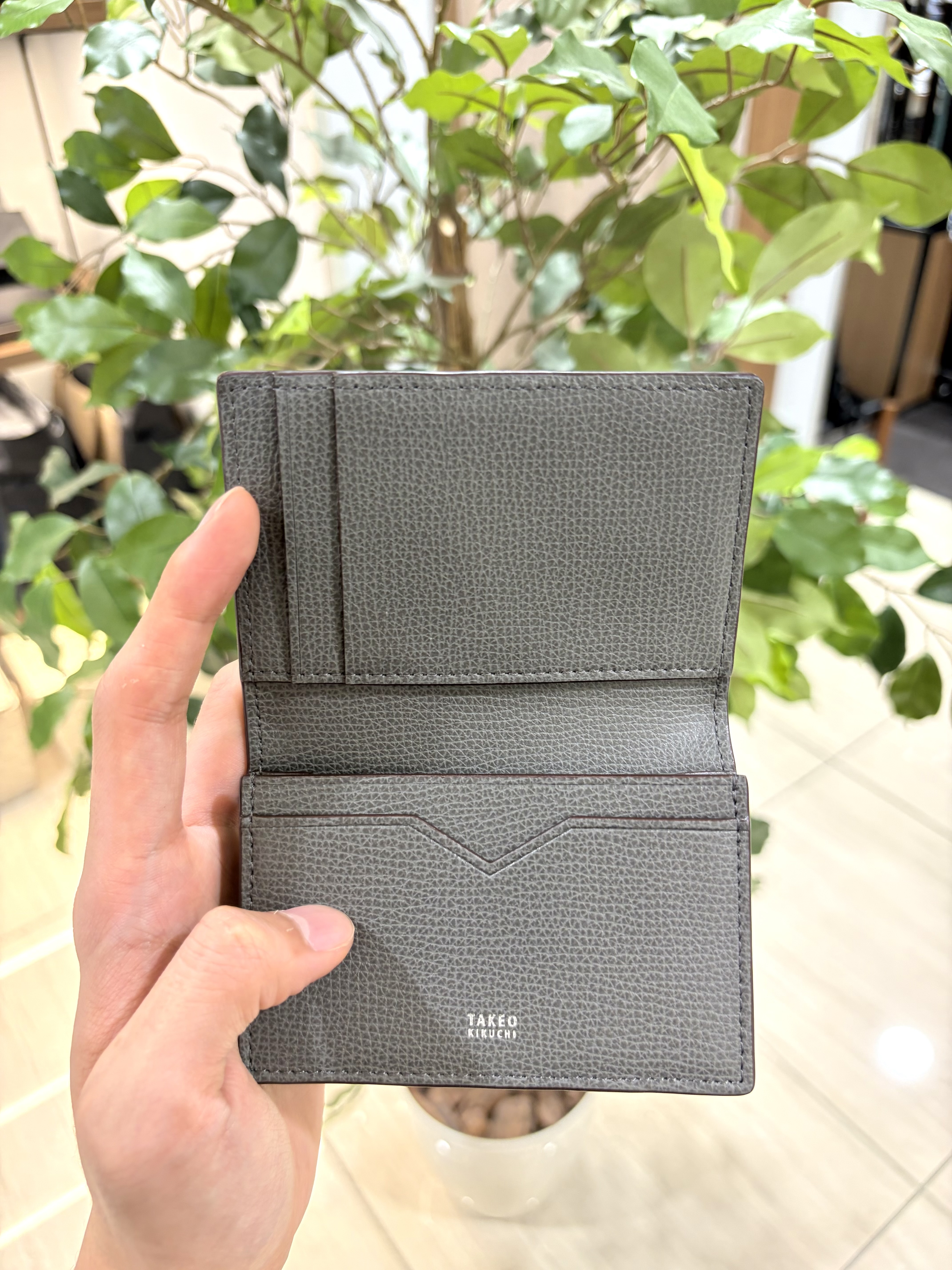 hiroさんの「TAKEO KIKUCHI｜クラシコ名刺入れ」を使ったコーディネート