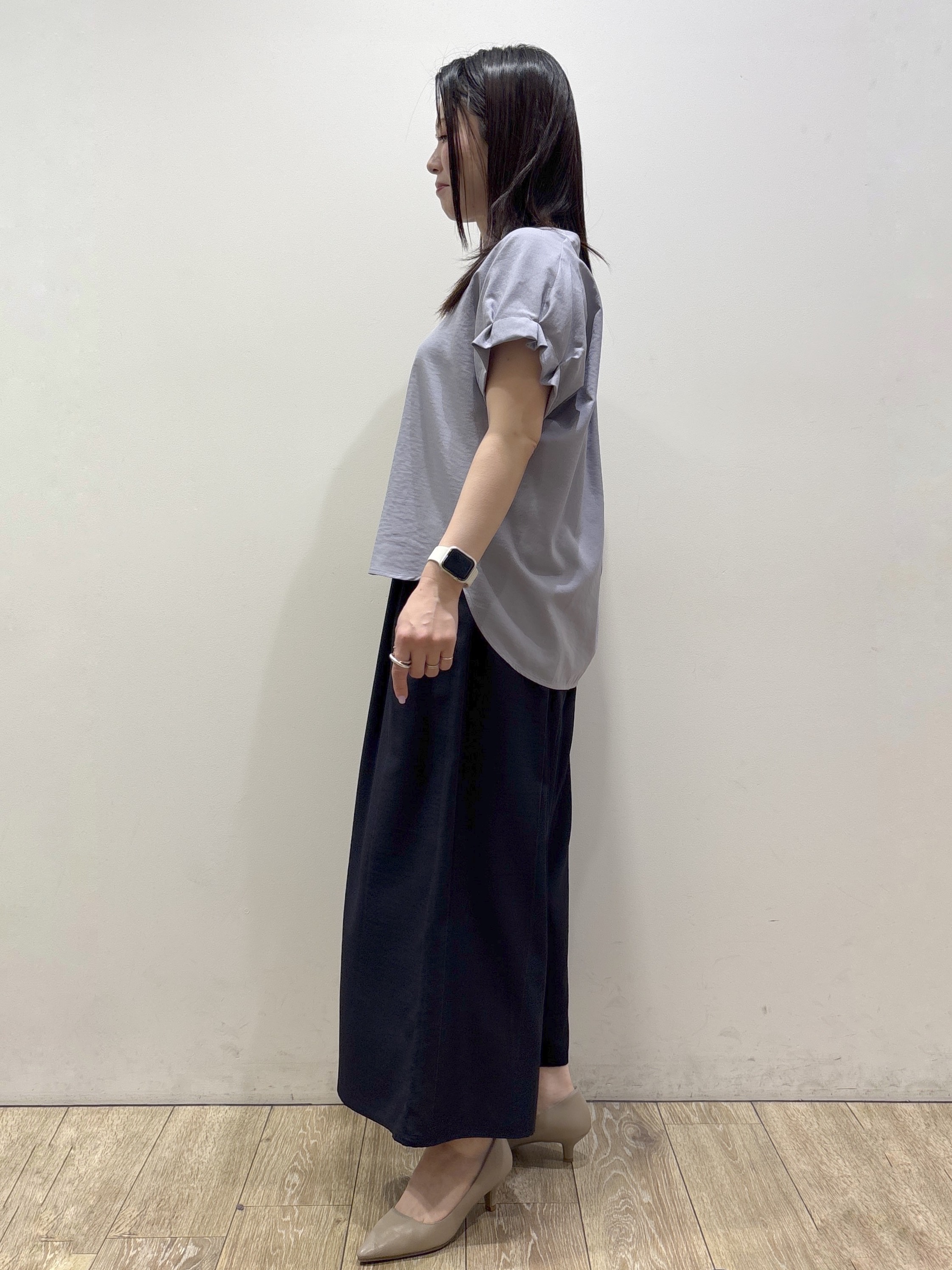 mameさんの「index｜【接触冷感／吸水速乾】タックスキッパーブラウス《防シワ／イージーアイロン／洗濯機OK／9col》」を使ったコーディネート