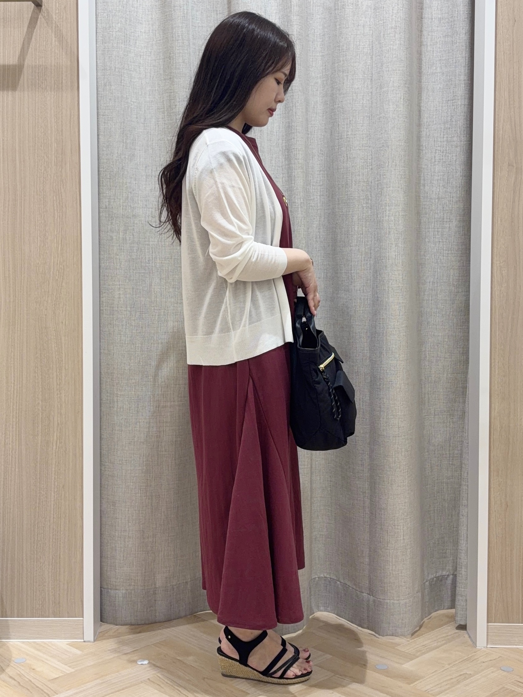minamiさんの「grove｜高評価！【接触冷感／UVカットetc】ベーシックショートカーディガン」を使ったコーディネート