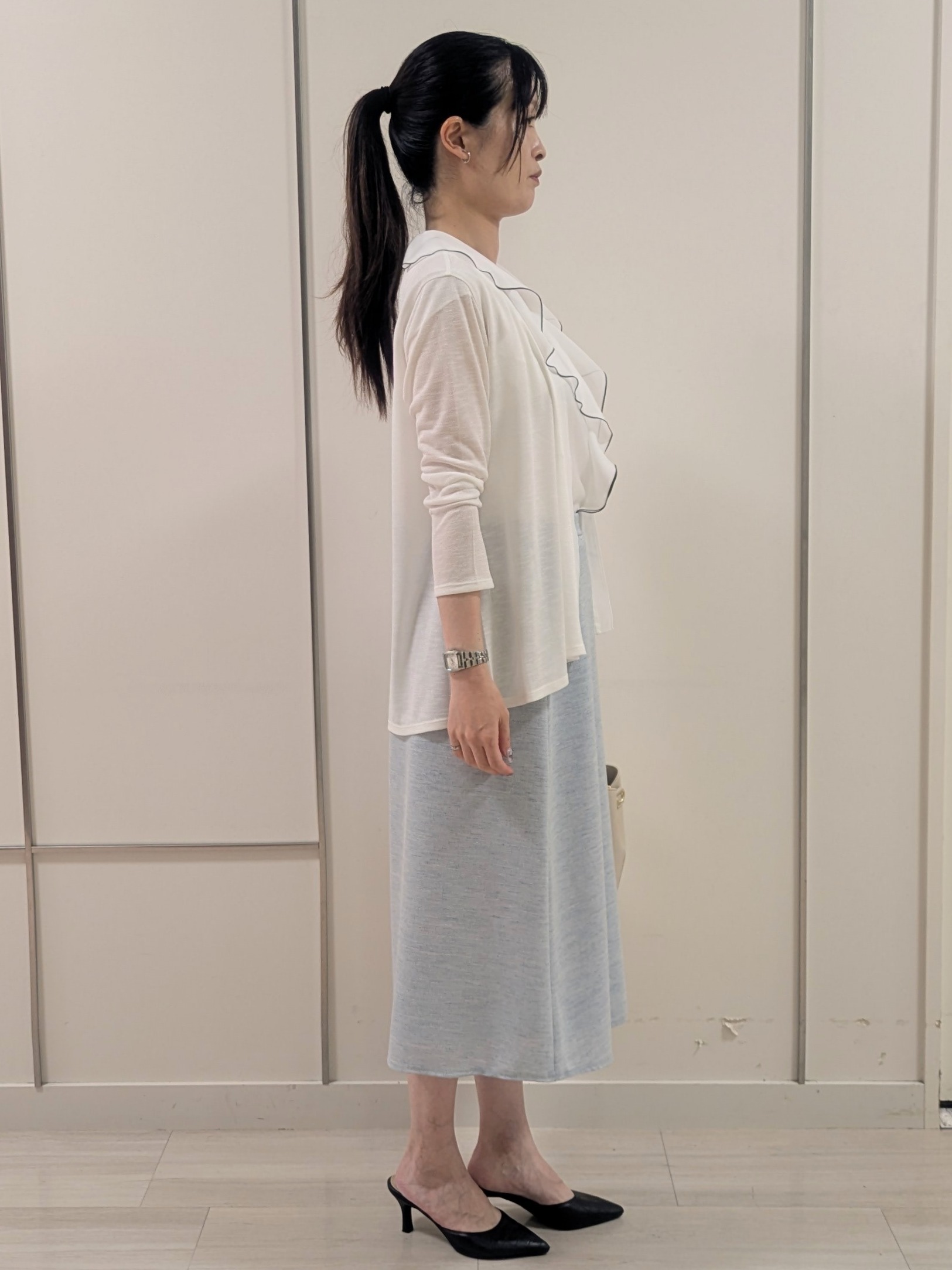 mikiさんの「COUP DE CHANCE｜【手洗い可／日本製】リネンライク フレアスカート」を使ったコーディネート