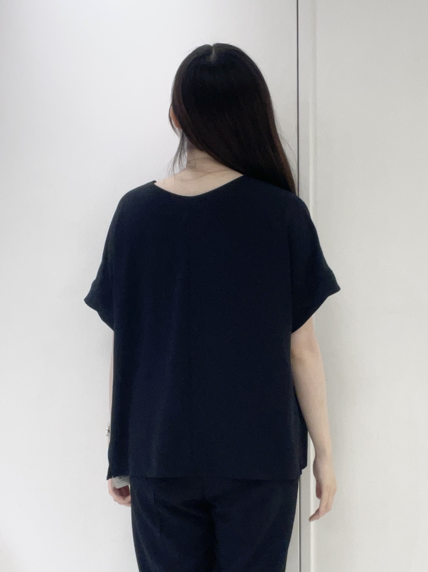 moeさんの「UNTITLED｜【セットアップ可/UVカット/前後2WAY】リラクシーフレンチスリーブブラウス」を使ったコーディネート