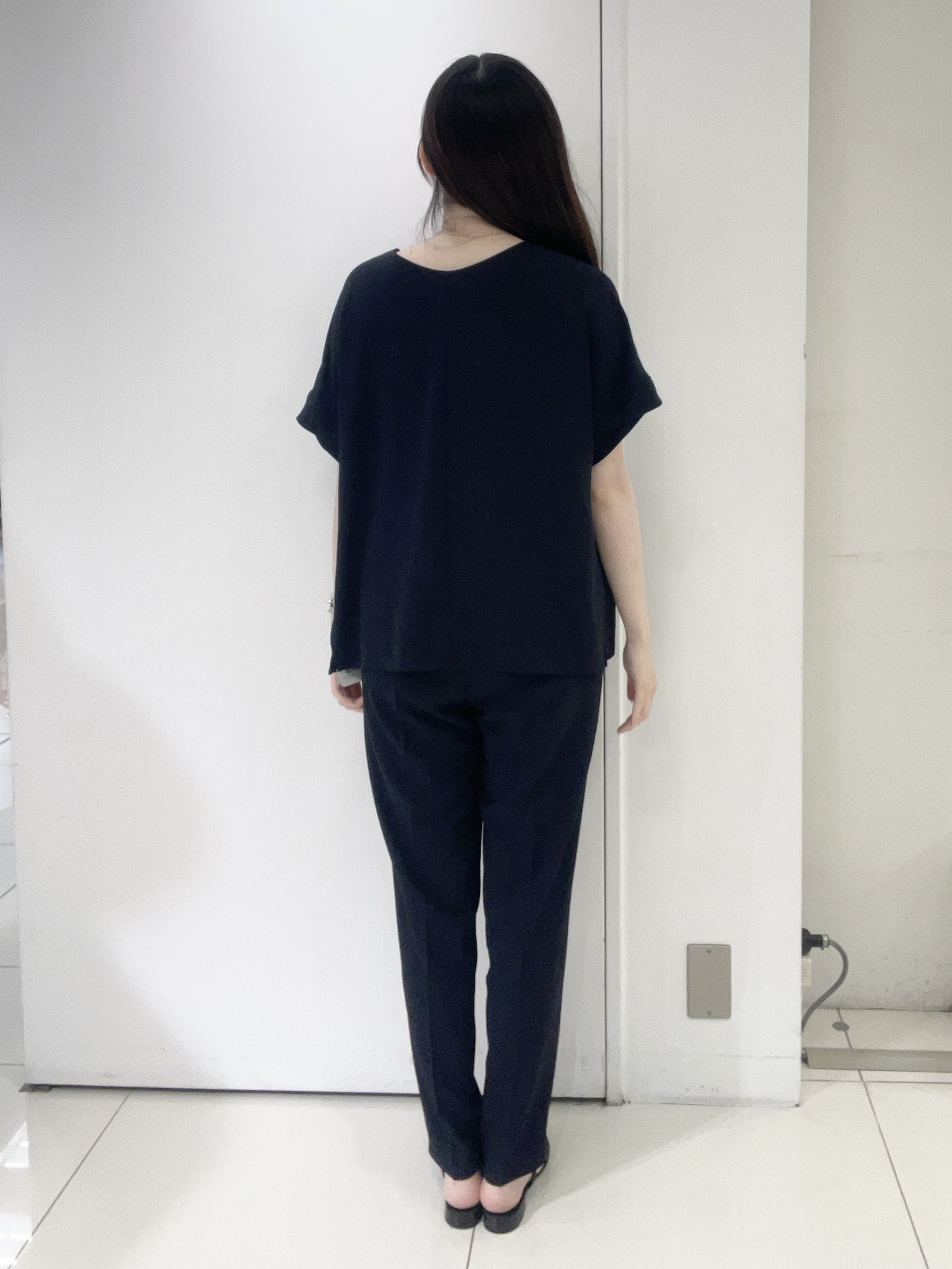 moeさんの「UNTITLED｜【セットアップ可/UVカット/前後2WAY】リラクシーフレンチスリーブブラウス」を使ったコーディネート