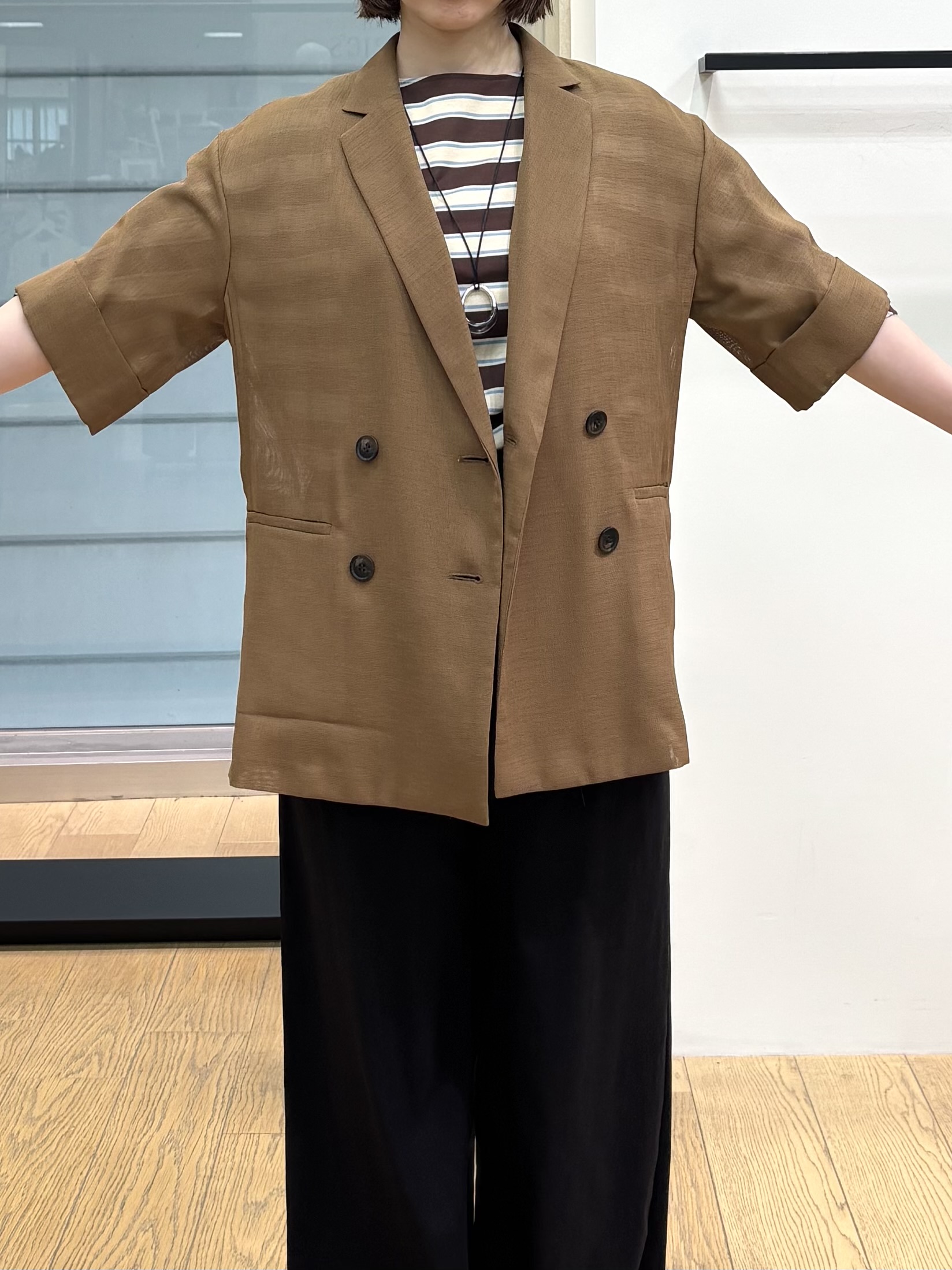 asamiさんの「INDIVI｜【体型カバー】ボーダードルマントップス」を使ったコーディネート