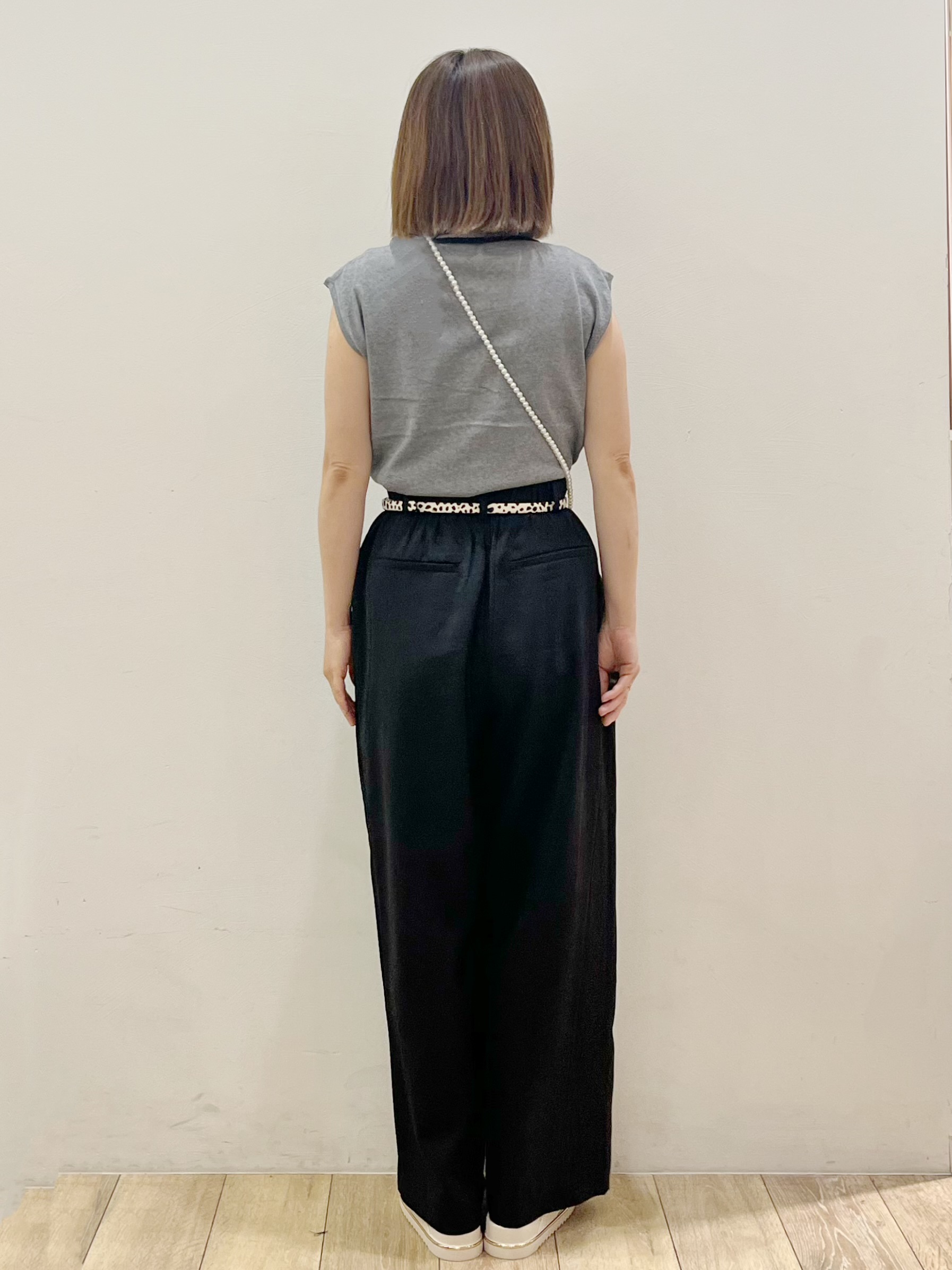 kcさんの「OPAQUE.CLIP｜配色衿フレンチスリーブニット【洗濯機OK】」を使ったコーディネート