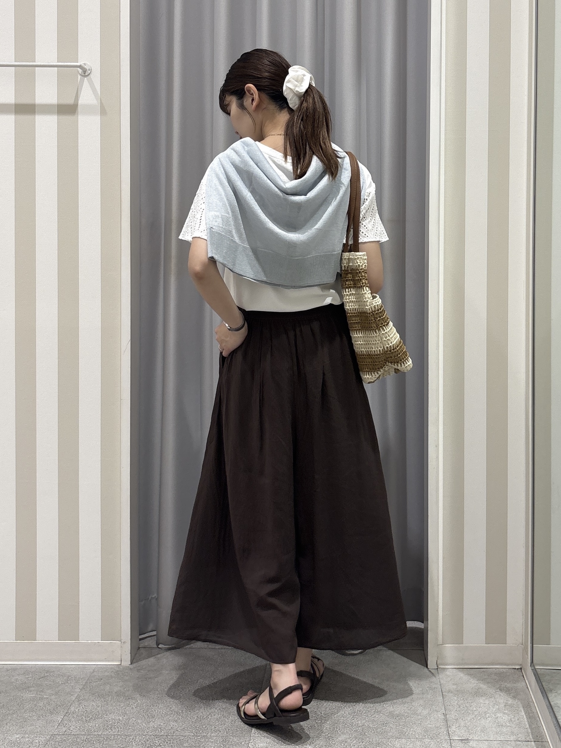 Rikaさんの「SHOO･LA･RUE｜【さらり快適/洗濯機可/S-LL】シアーラメカーディガン」を使ったコーディネート