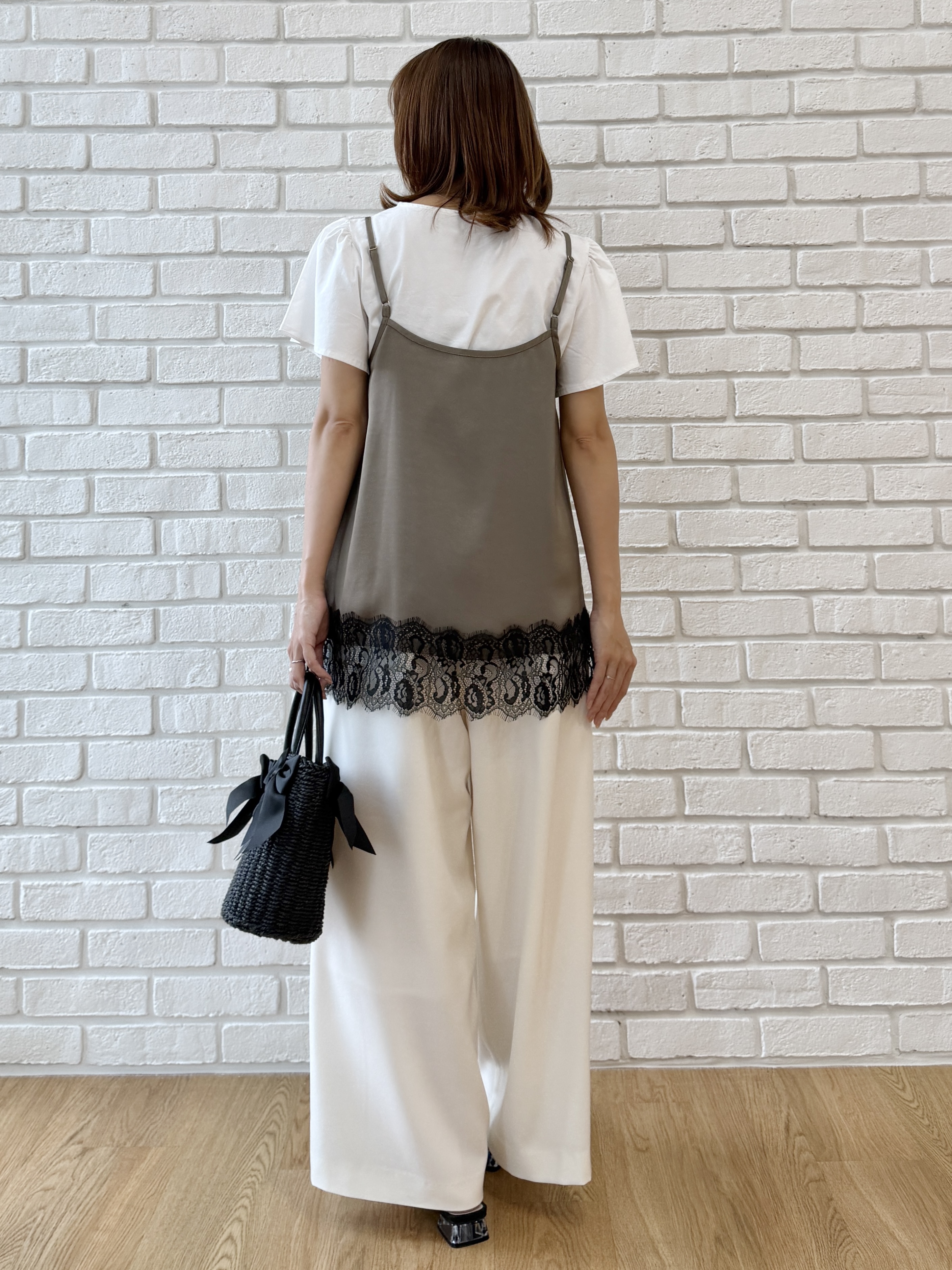みぃさんの「Couture brooch｜リボンロゴTシャツ」を使ったコーディネート