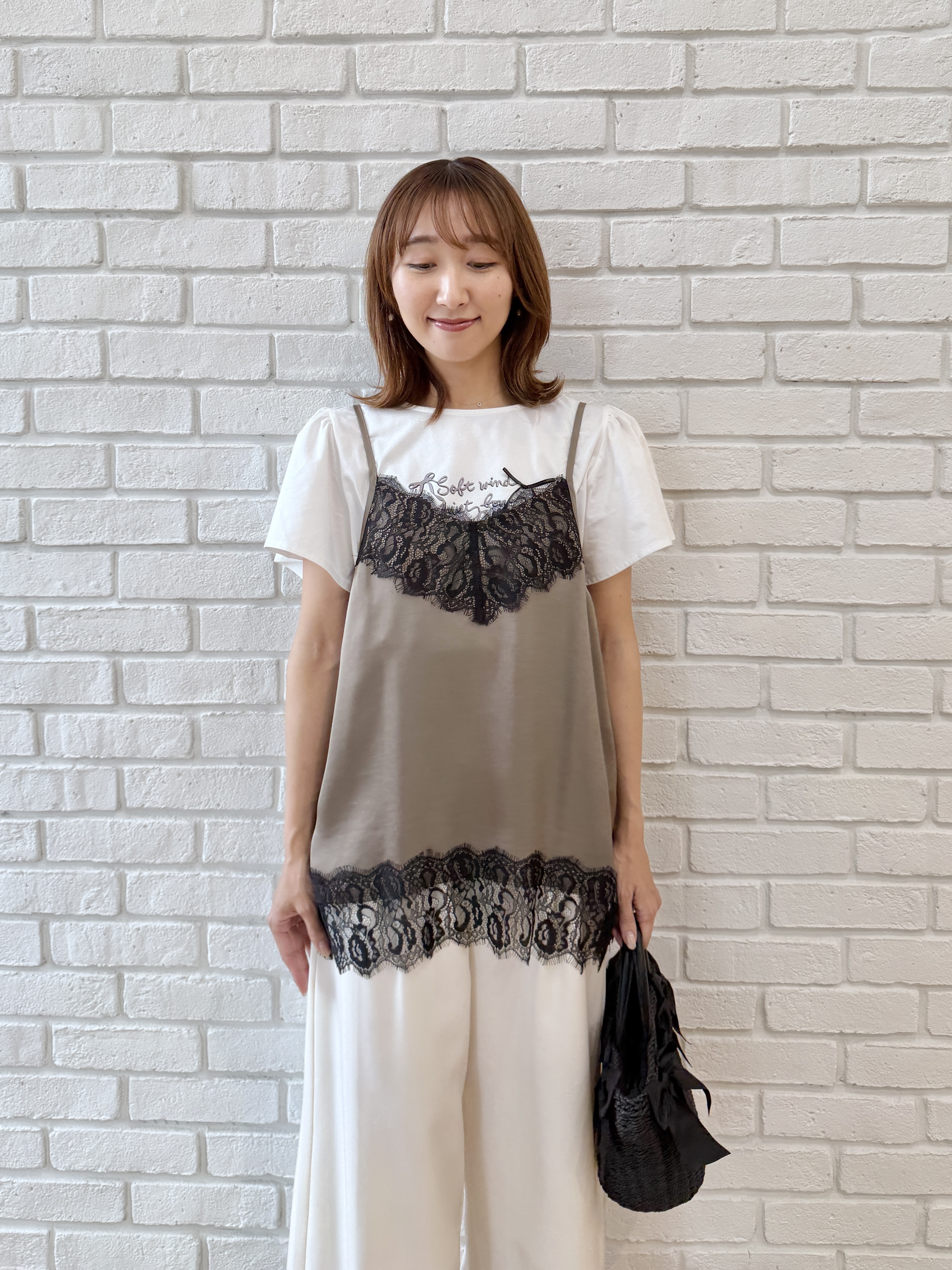 みぃさんの「Couture brooch｜リボンロゴTシャツ」を使ったコーディネート