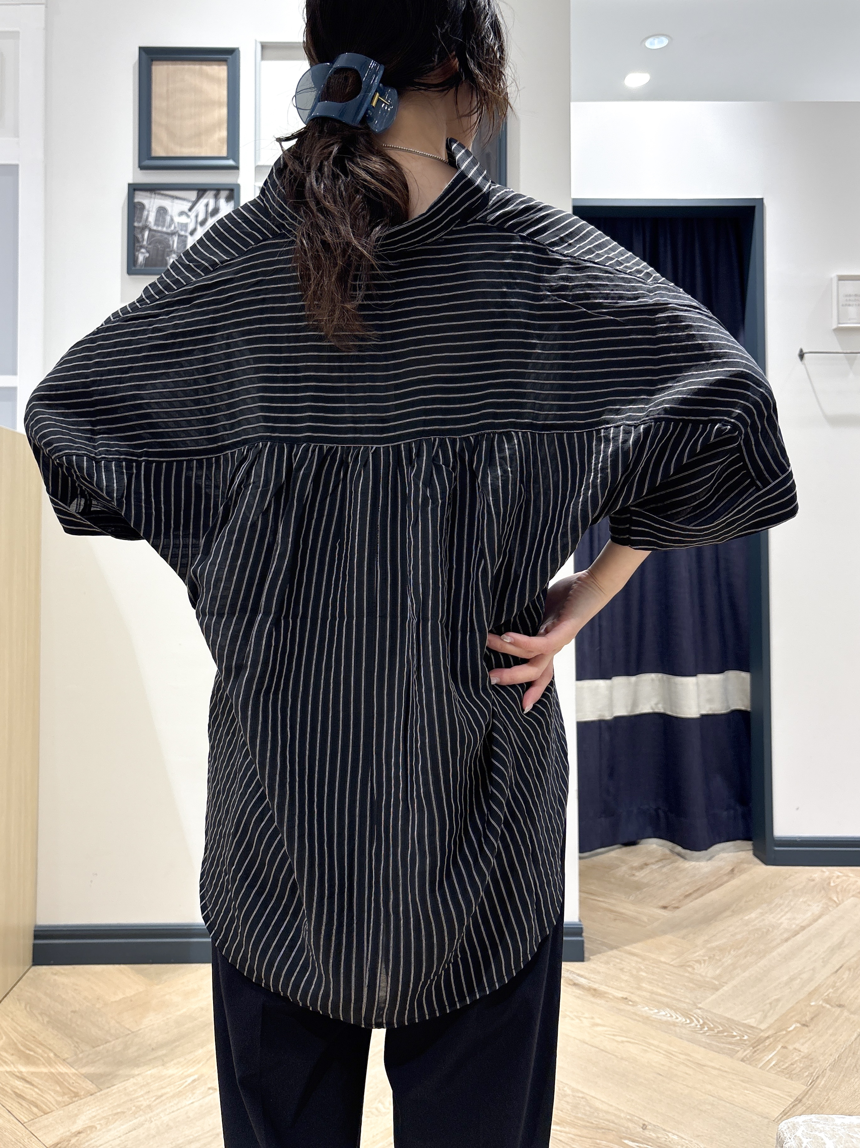 ayakaさんの「grove｜【洗濯機◎・体型カバー】ON/OFF使える、シアースキッパーシャツ」を使ったコーディネート