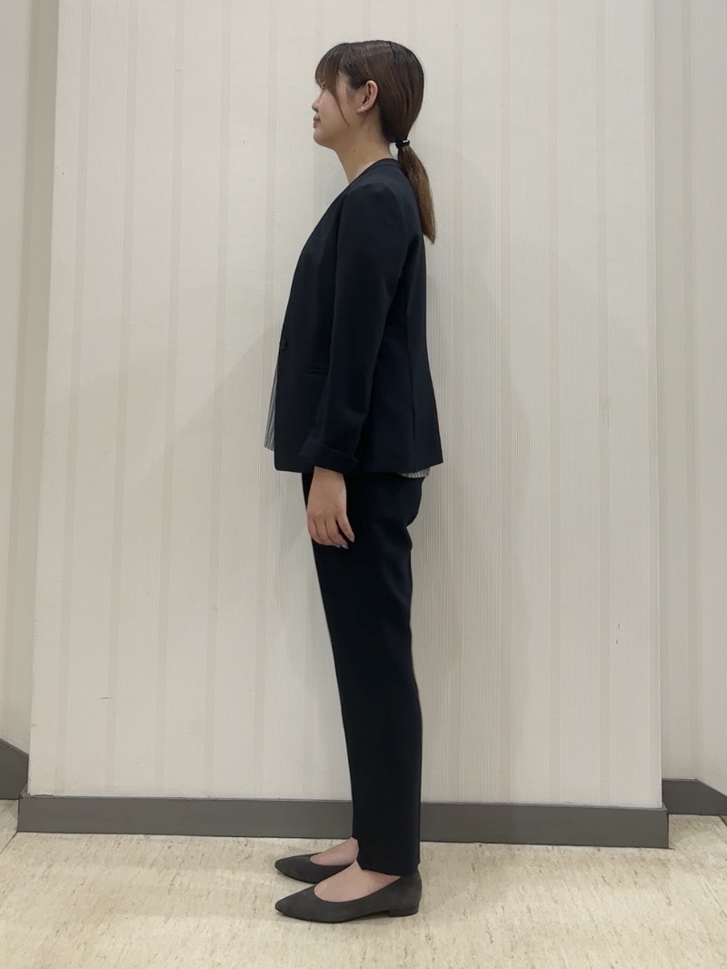 ちひさんの「INDIVI｜【清涼感／UVケア／接触冷感】Vネックストライプブラウス」を使ったコーディネート