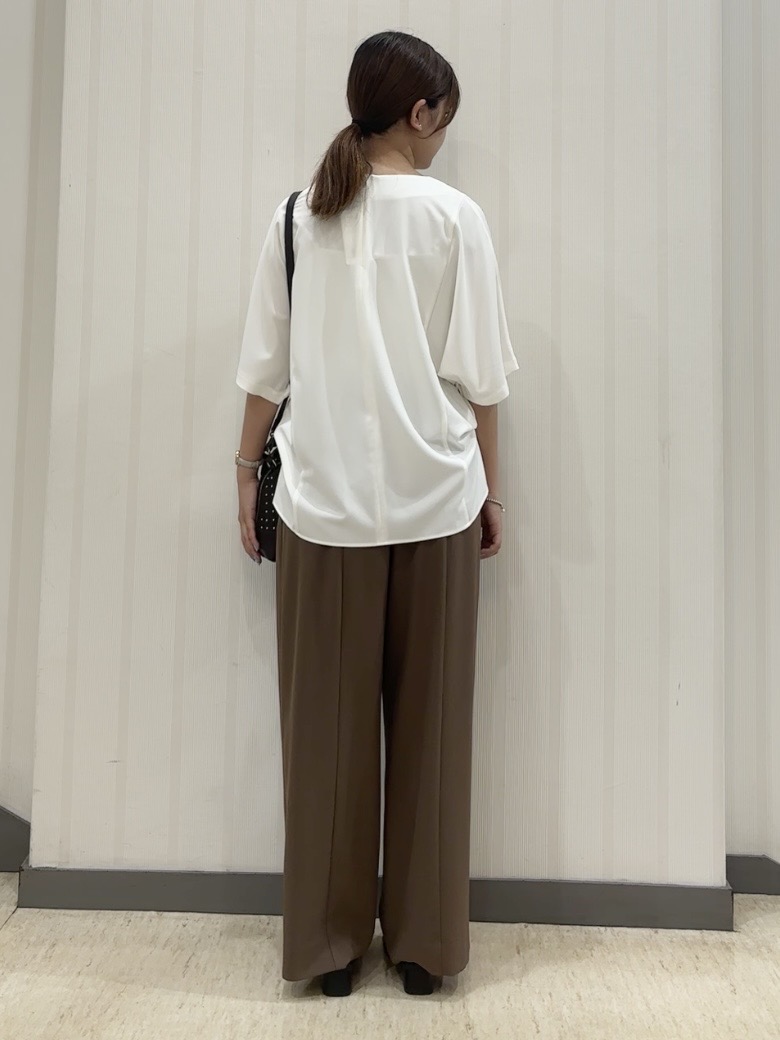 ちひさんの「INDIVI｜【着る日傘】イージーワイドパンツ」を使ったコーディネート