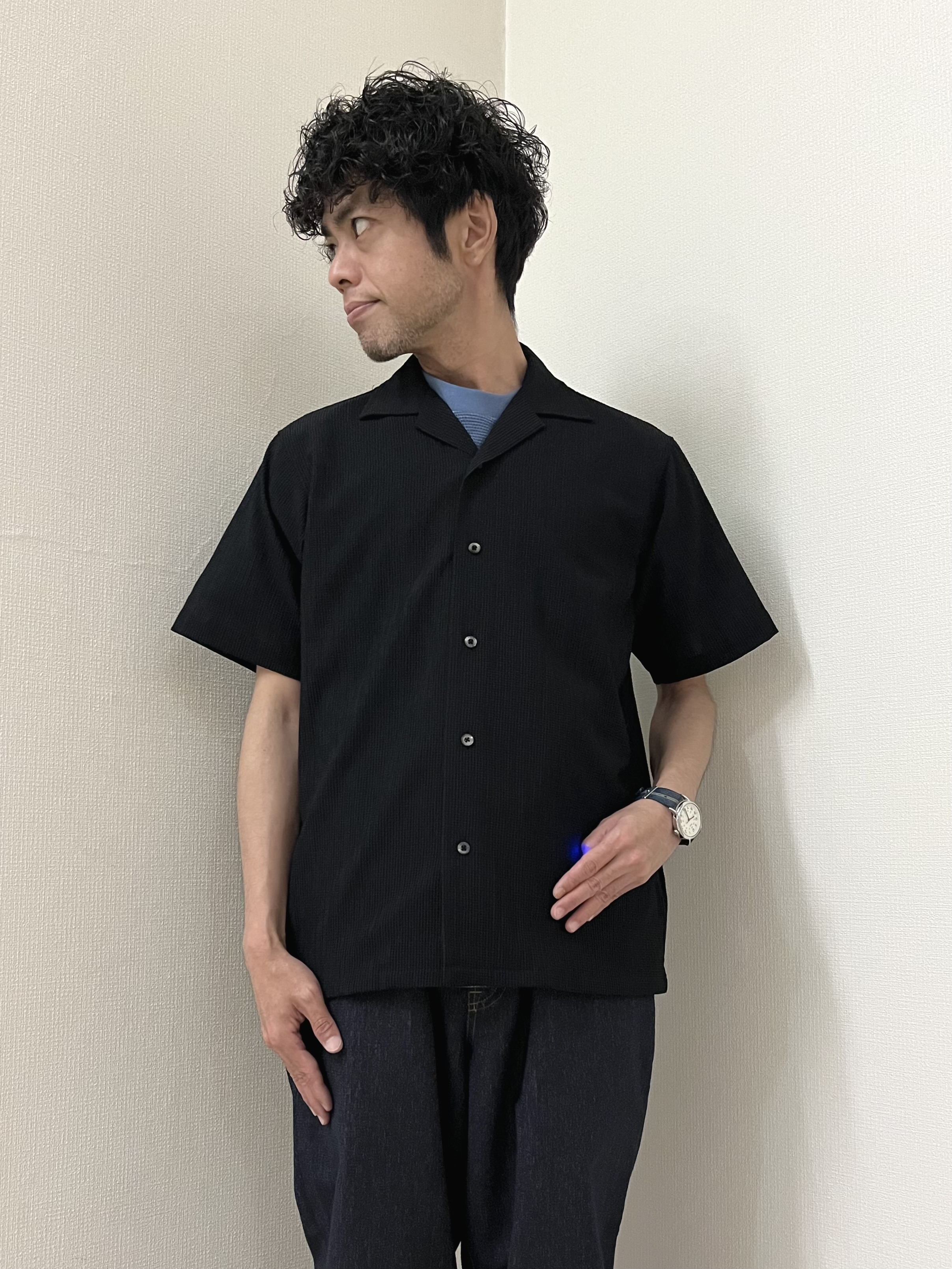URAさんの「TAKEO KIKUCHI｜【通気性】トリコットサッカー オープンカラー シャツ」を使ったコーディネート