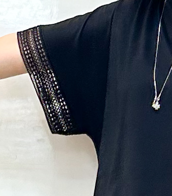 haruさんの「SHOO･LA･RUE｜【ひんやり/UV】お袖レースが上品 ゆったりとろみトップス」を使ったコーディネート