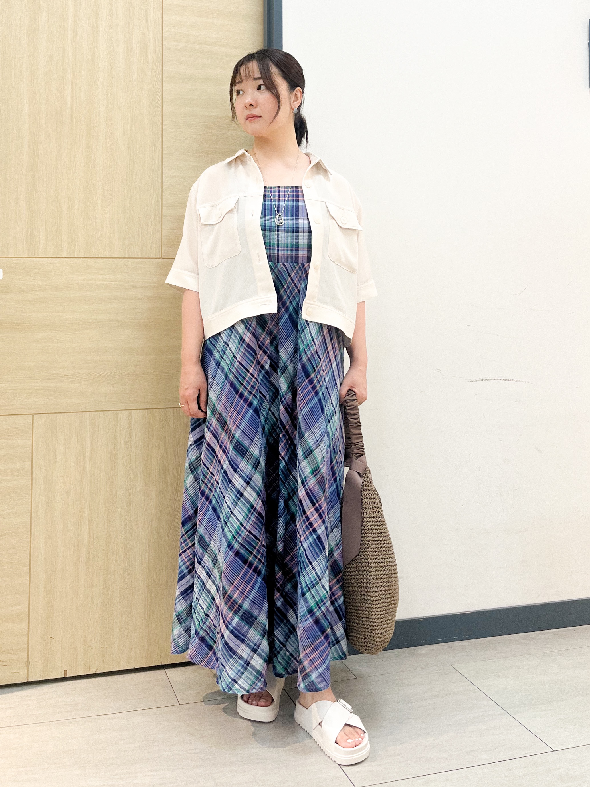 YOさんの「grove｜【吸水速乾・通気性・洗える】衿付きハーフジャケット」を使ったコーディネート