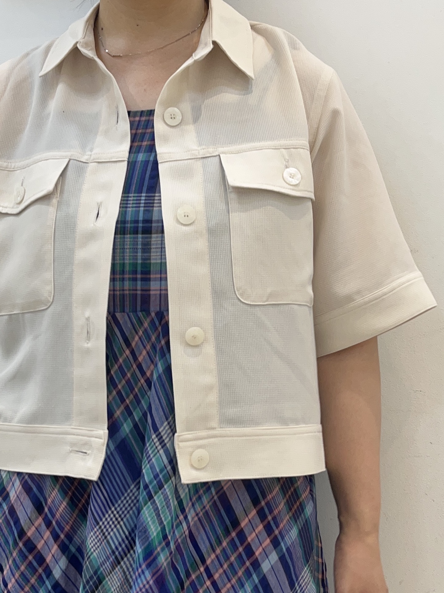 YOさんの「grove｜【吸水速乾・通気性・洗える】衿付きハーフジャケット」を使ったコーディネート