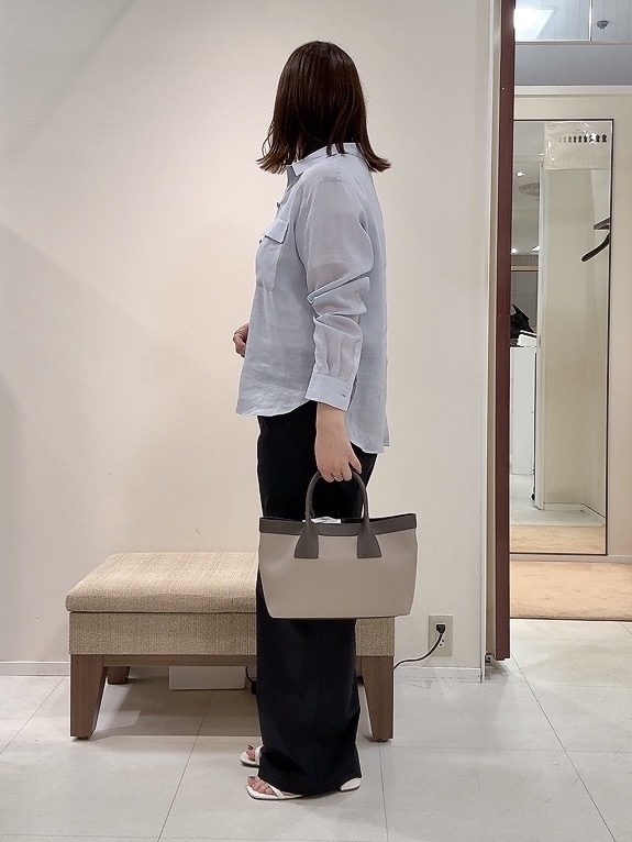 YUIさんの「UNTITLED｜【古畑星夏さん着用/接触冷感】ドライタッチシャツ」を使ったコーディネート