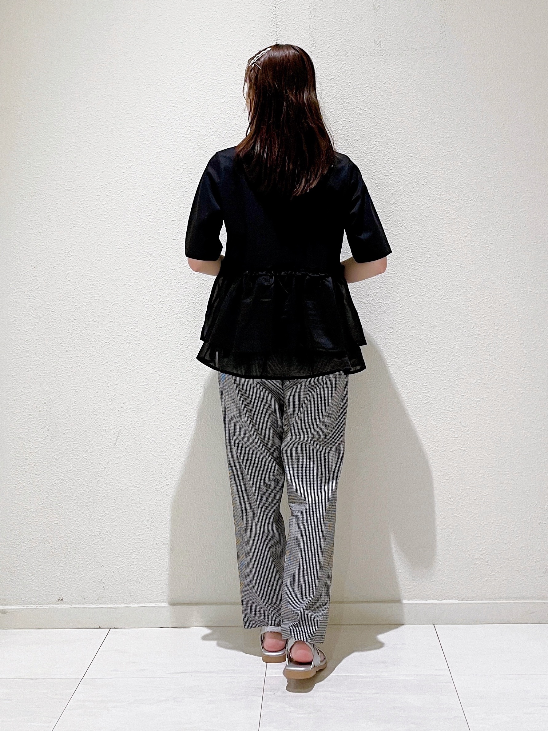 haruさんの「grove｜【体型カバー】INせず決まる、ウエストシアーフリルTシャツ」を使ったコーディネート