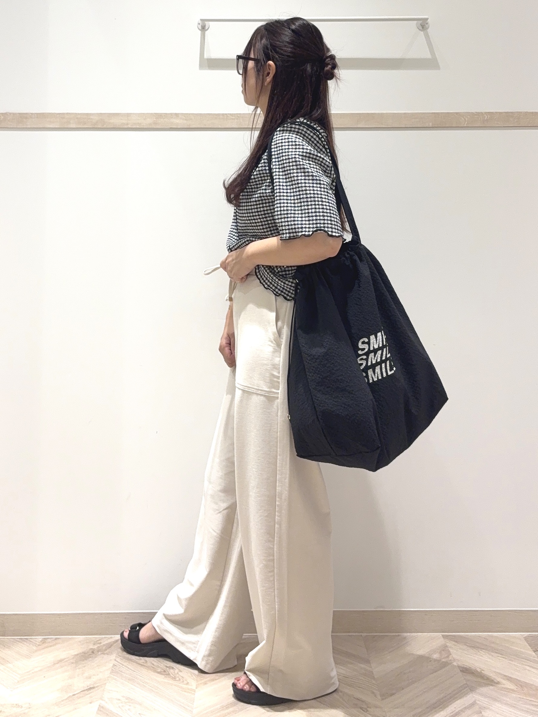 nanaさんの「SHOO･LA･RUE｜カット楊柳ギンガムメローT」を使ったコーディネート