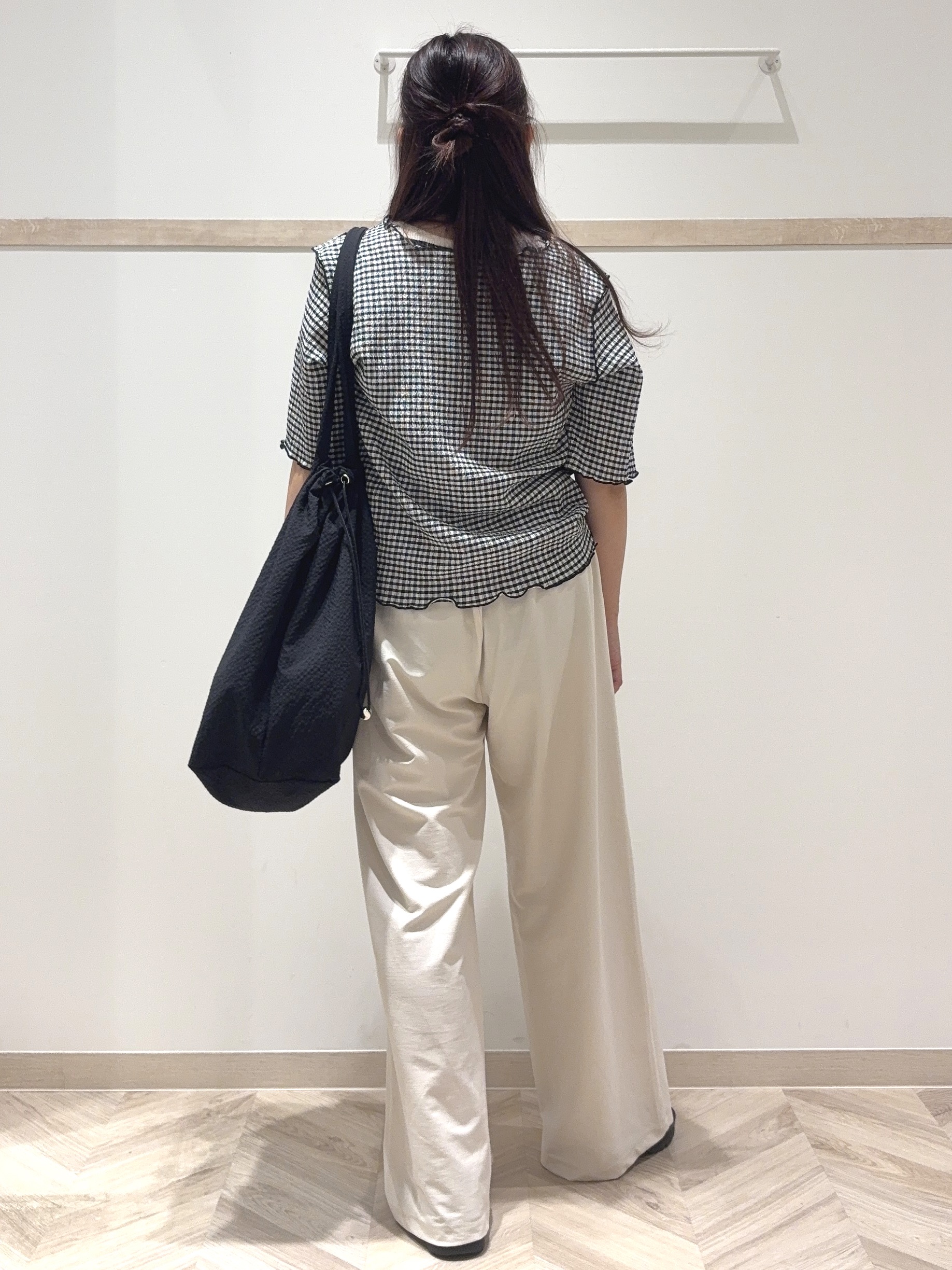 nanaさんの「SHOO･LA･RUE｜カット楊柳ギンガムメローT」を使ったコーディネート