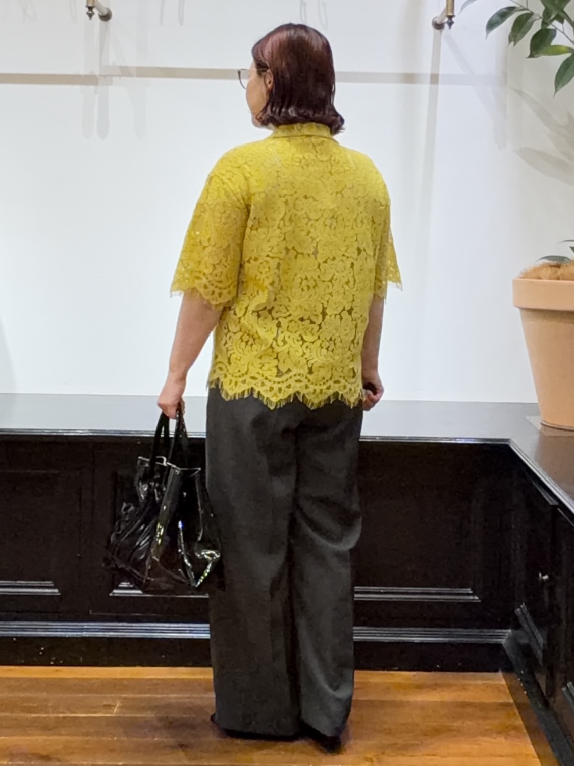 Asamiさんの「コードレースブラウス」を使ったコーディネート