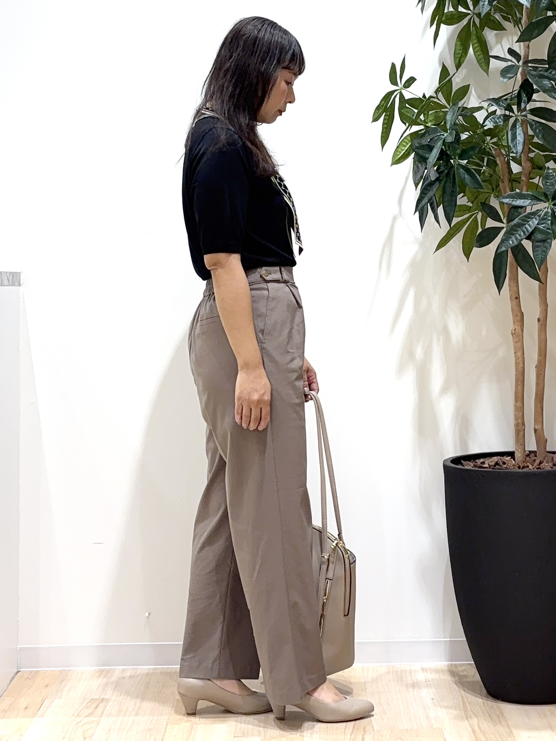 miraiさんの「grove｜スカーフ柄ボウタイ五分袖ニットプルオーバ―」を使ったコーディネート