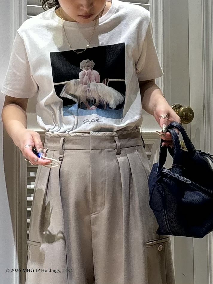 Mgmさんの「DRESSTERIOR｜【別注】マリリンモンロー/カラープリントTシャツ」を使ったコーディネート