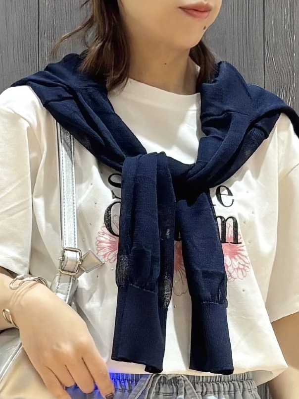meiさんの「SHOO･LA･RUE｜【洗濯機可/S-LL】涼し気な透け感 日差し冷房対策に シアーボーダーカーディガン」を使ったコーディネート