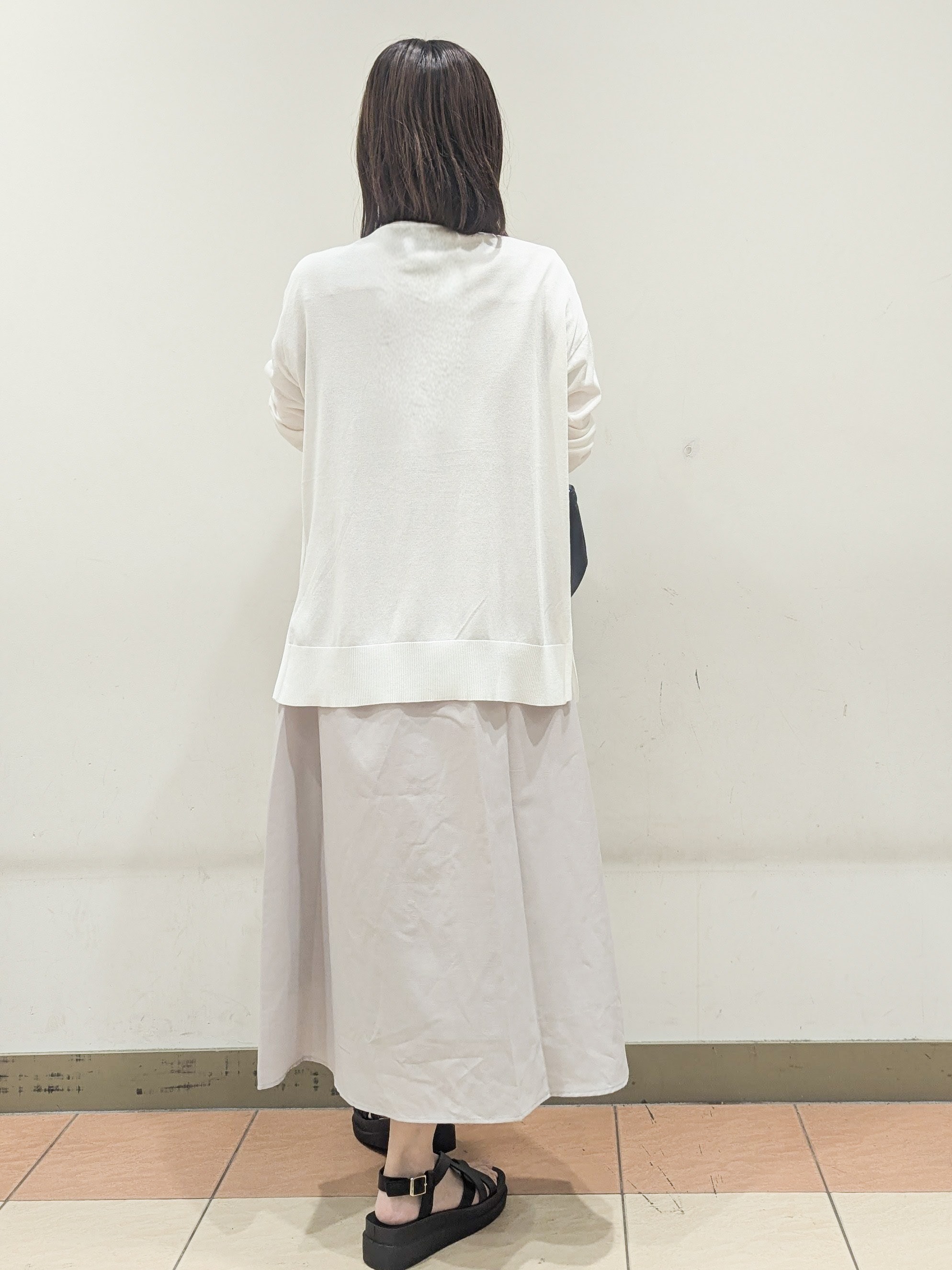 Miさんの「OPAQUE.CLIP｜【接触冷感】ニットカーディガン《洗濯機OK／抗ピリング》」を使ったコーディネート