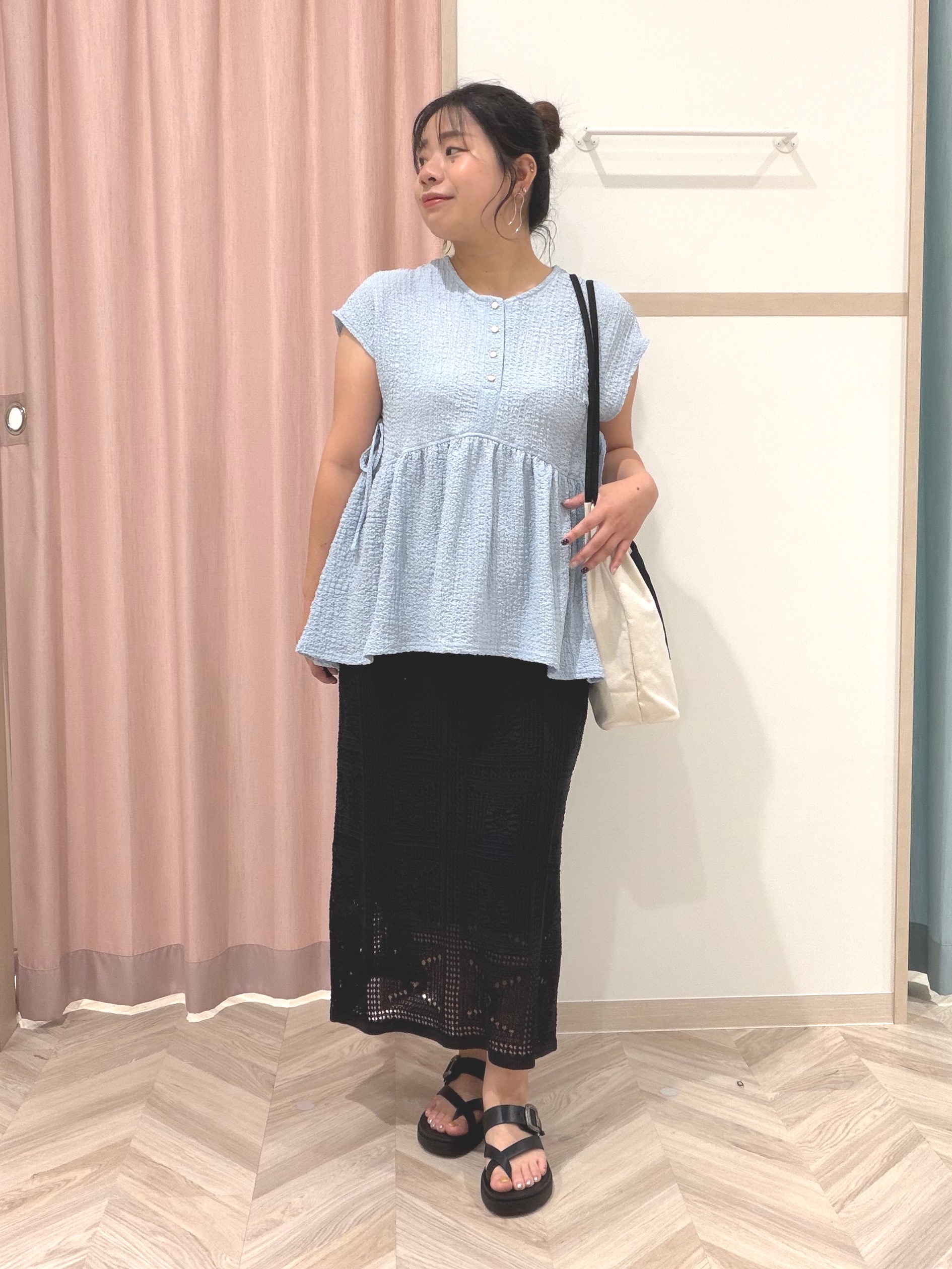 まちゃんなちゃんさんの「SHOO･LA･RUE｜ポコポコ素材 ペプラムプルオーバーアソート」を使ったコーディネート