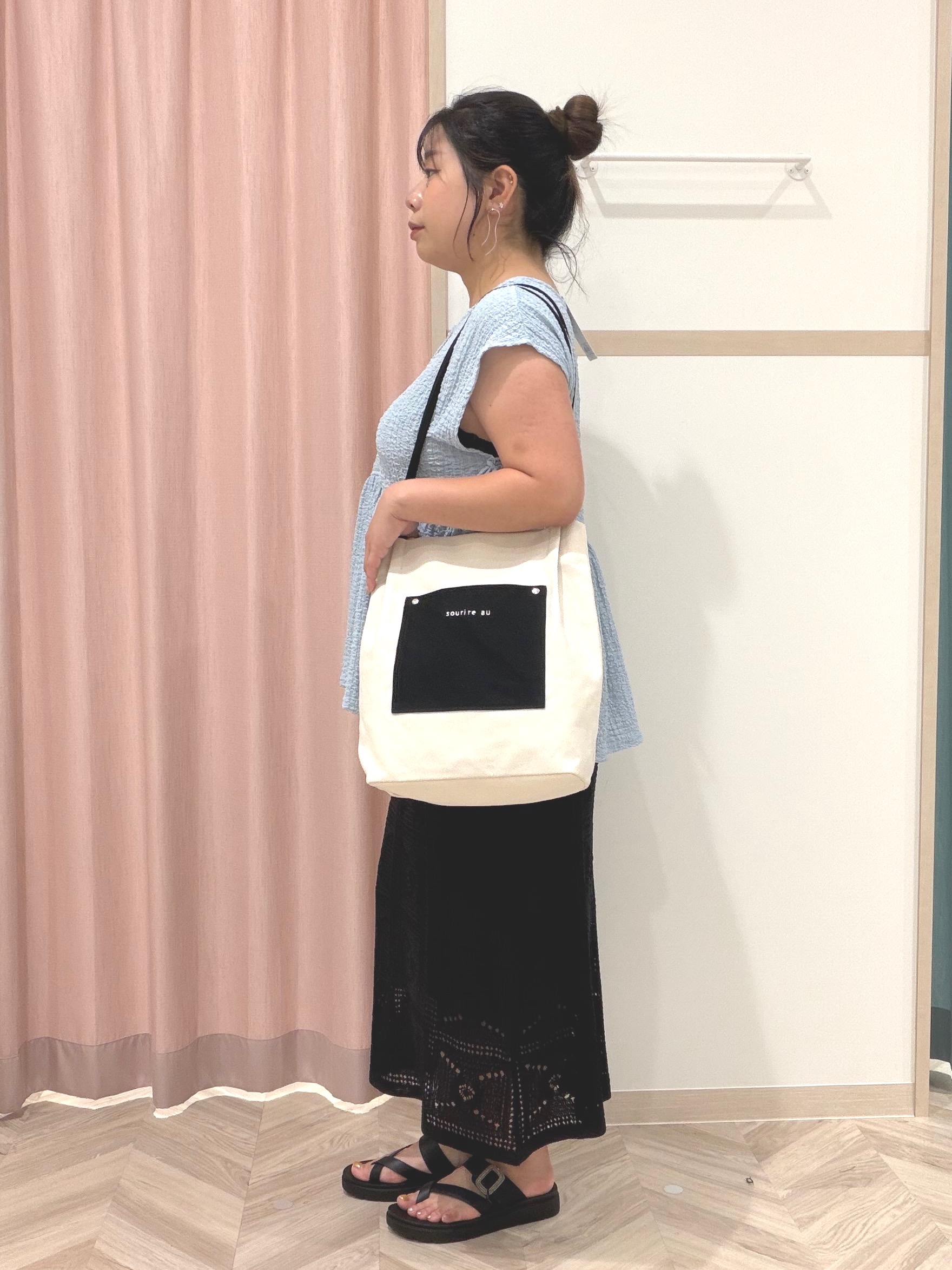 まちゃんなちゃんさんの「SHOO･LA･RUE｜ポコポコ素材 ペプラムプルオーバーアソート」を使ったコーディネート