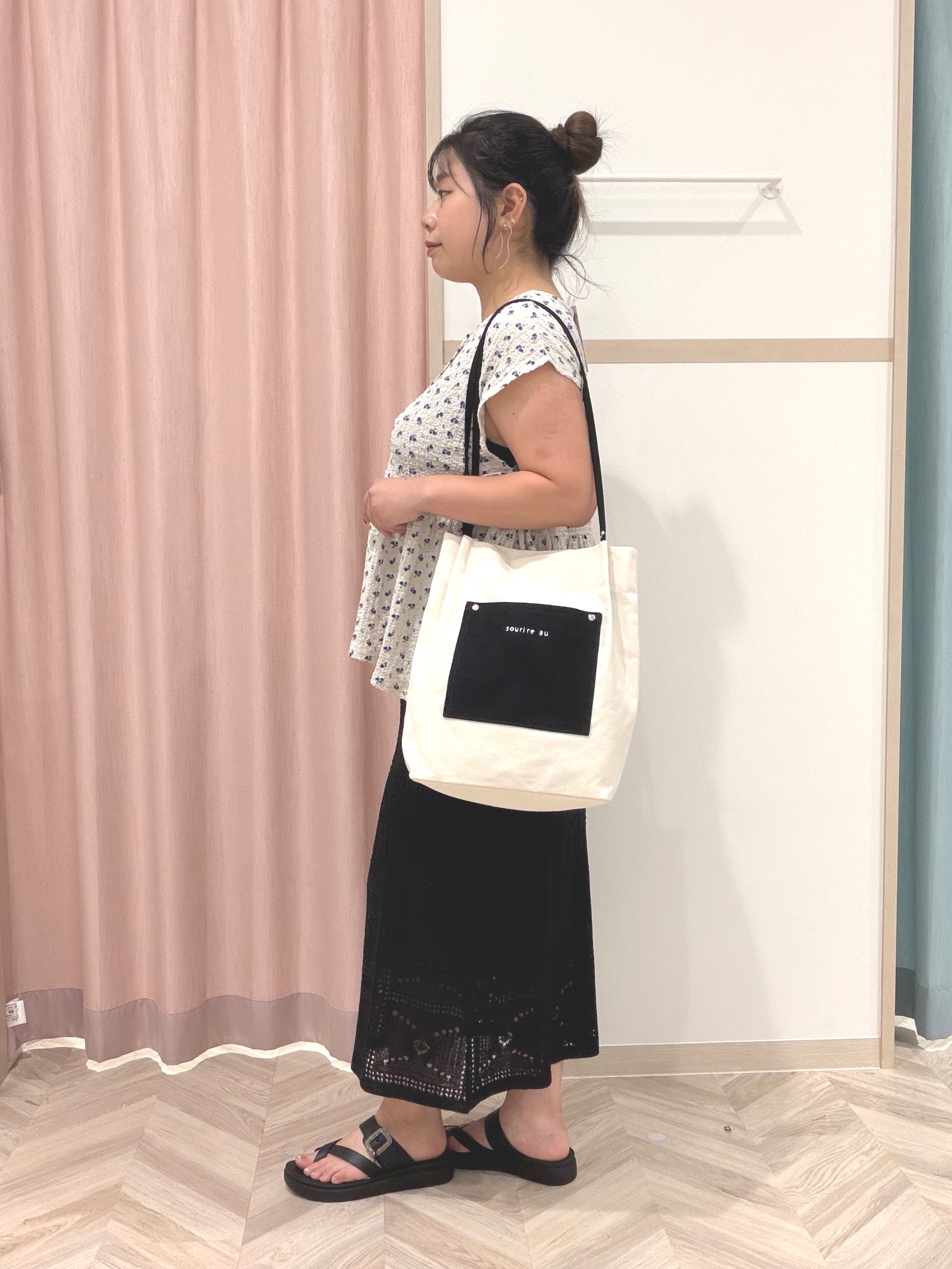 まちゃんなちゃんさんの「SHOO･LA･RUE｜ポコポコ素材 ペプラムプルオーバーアソート」を使ったコーディネート