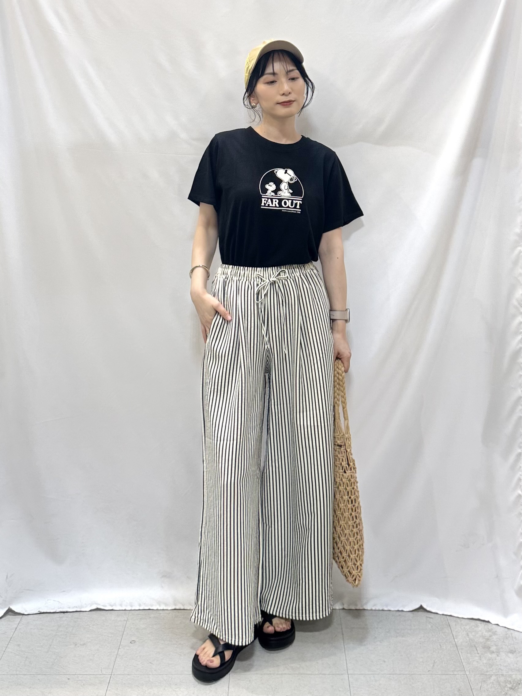 𝐇𝐢𝐫𝐨𝐦𝐢さんの「SHOO･LA･RUE｜【PEANUTS】ひんやりプリントTシャツ」を使ったコーディネート